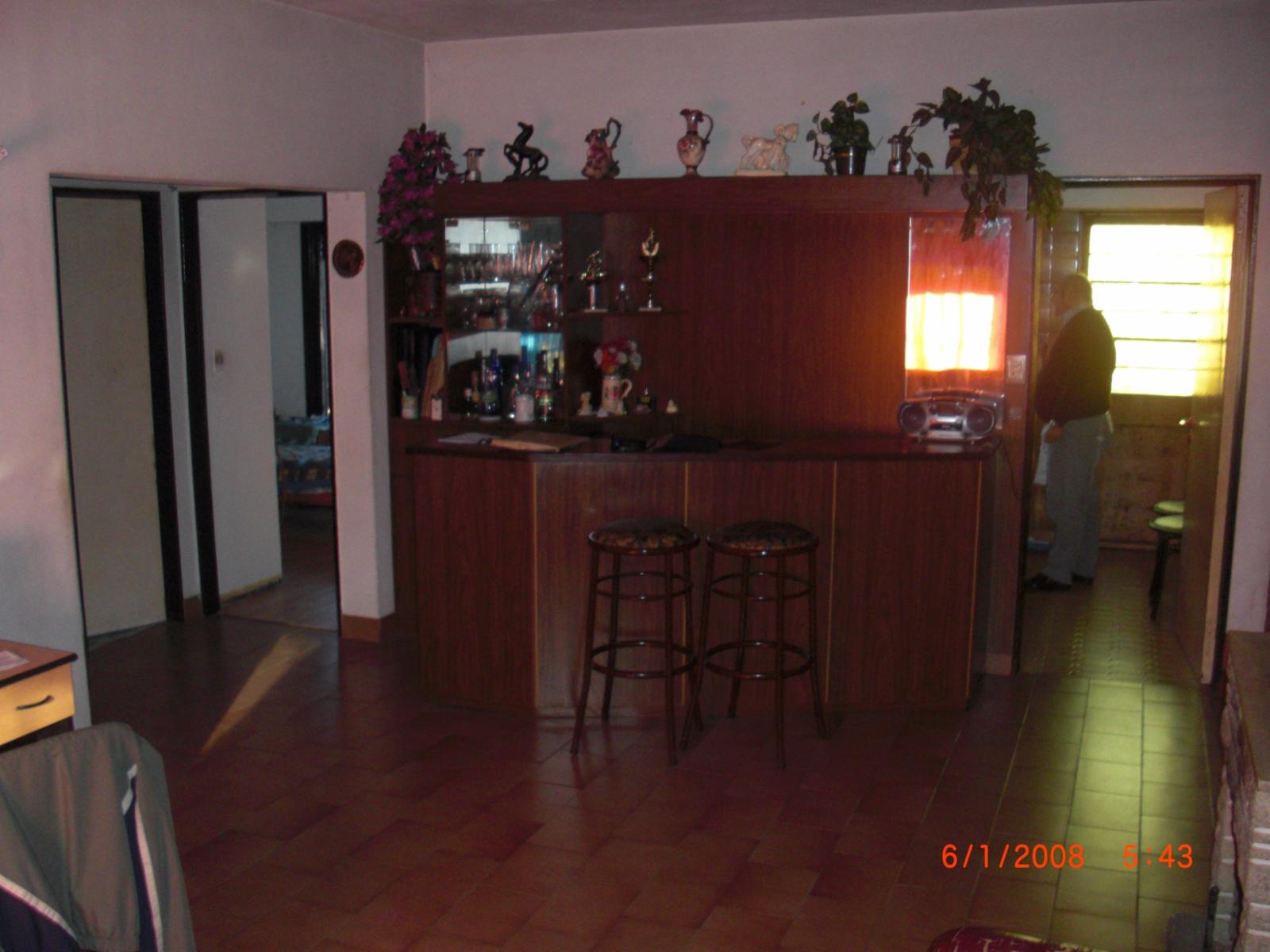 EXCELENTE PROPIEDAD MULTIFAMILIAR — foto 7