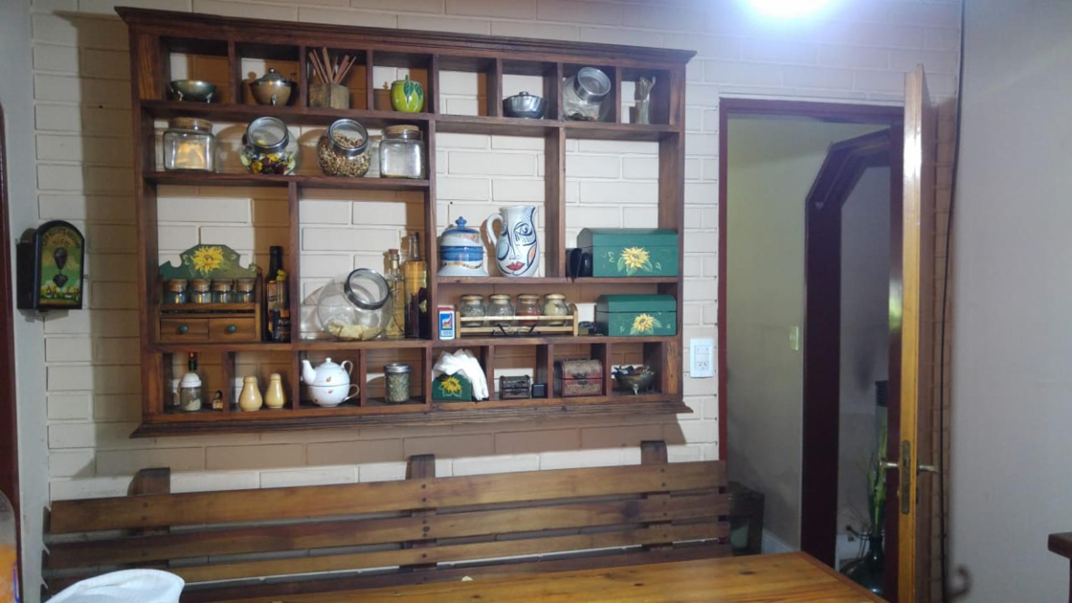 EXCELENTE PROPIEDAD C/PARQUE E/AUTO 4 AMB. PILETA. PROX. AV. MARQUEZ. — foto 7