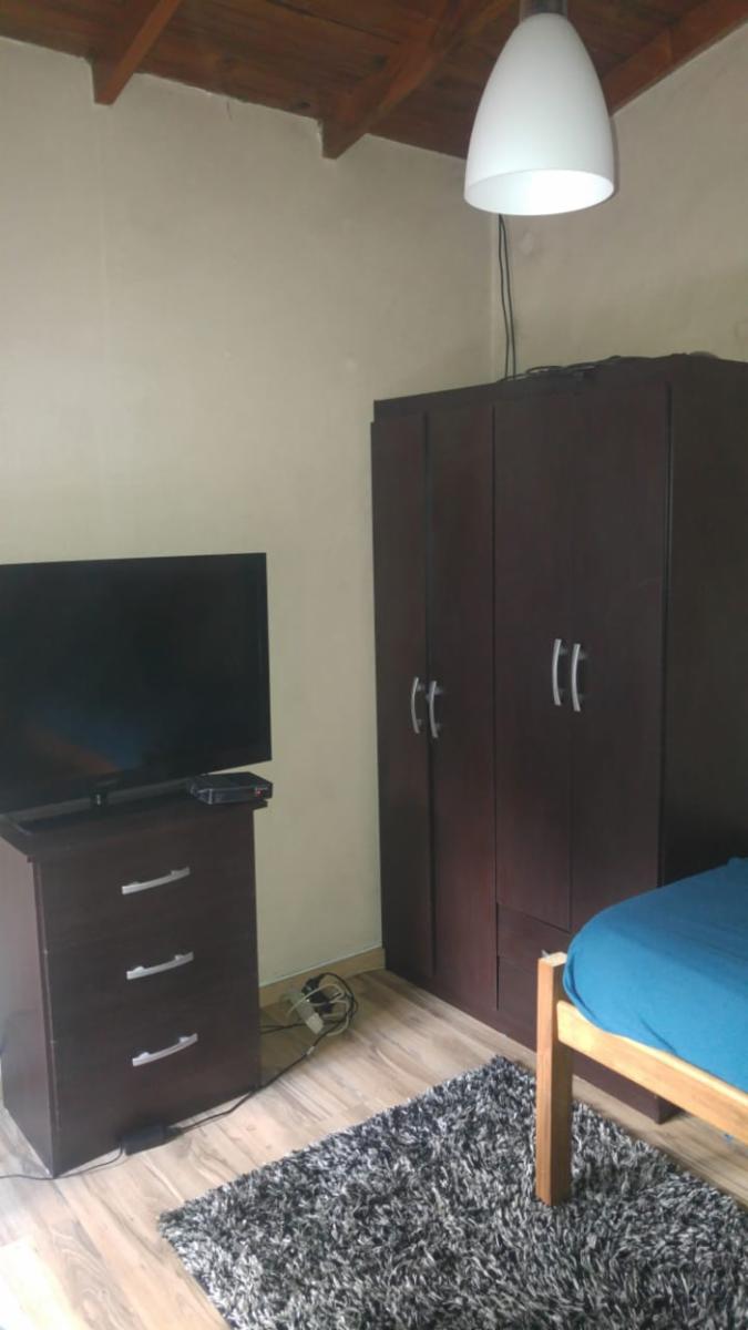EXCELENTE PROPIEDAD C/PARQUE E/AUTO 4 AMB. PILETA. PROX. AV. MARQUEZ. — foto 14