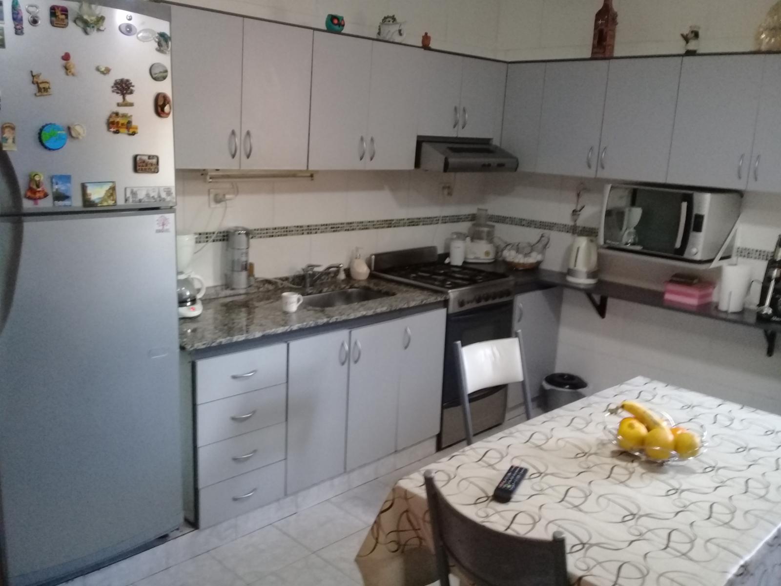 EXCELENTE DUPLEX 3 AMBIENTES, PROXIMO AV. MARQUEZ — foto 8
