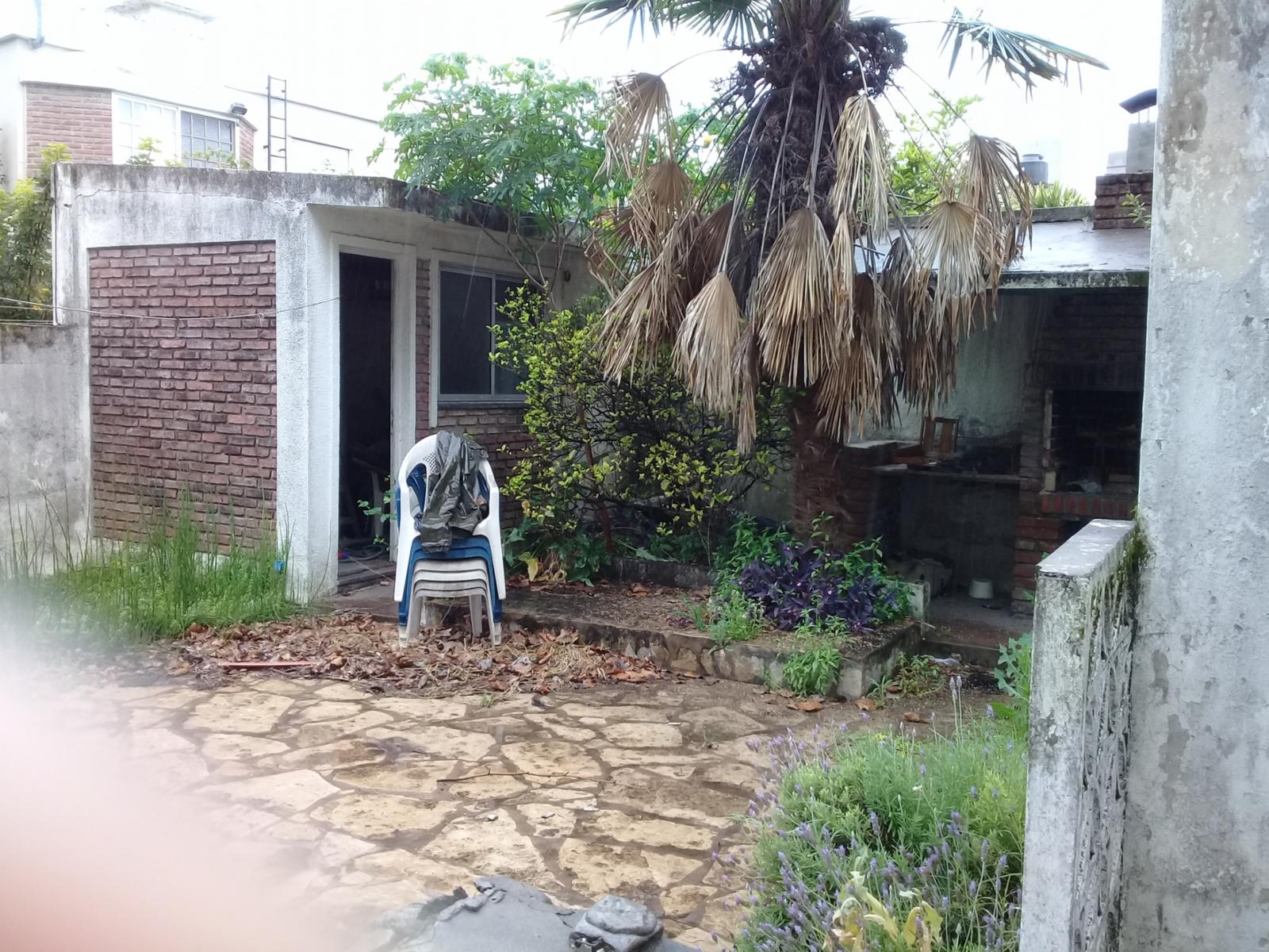 CASADE 3 AMBIENTES EN PLANTA ALTA,ENTRADA DE AUTO Y FONDO LIBRE. — foto 15