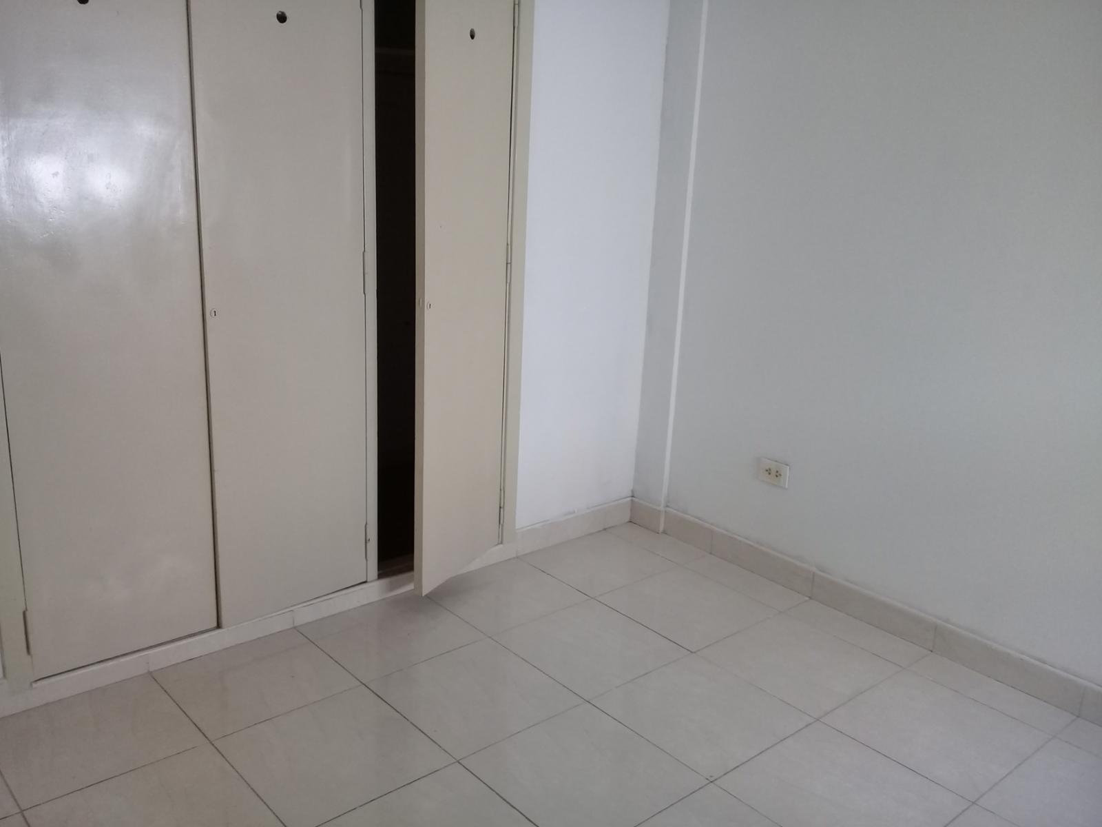 IMPECABLE DEPARTAMENTO DE 3 AMBIENTES AMPLIOS EN PLANTA ALTA. — foto 6