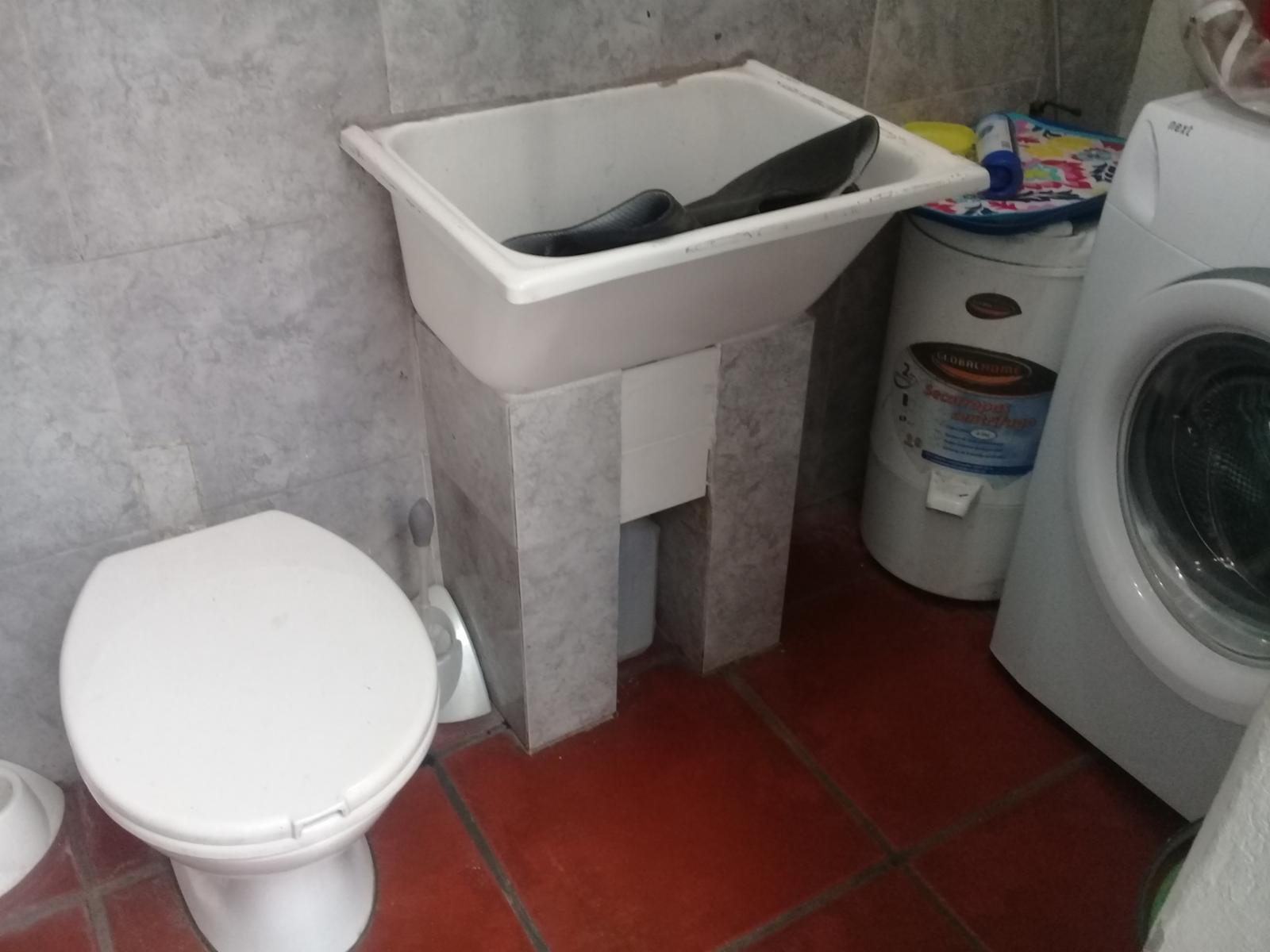 EXCELENTE PH DE 3 AMBIENTES CON FONDO Y QUINCHO,CON GARAGE CUBIERTO, — foto 5