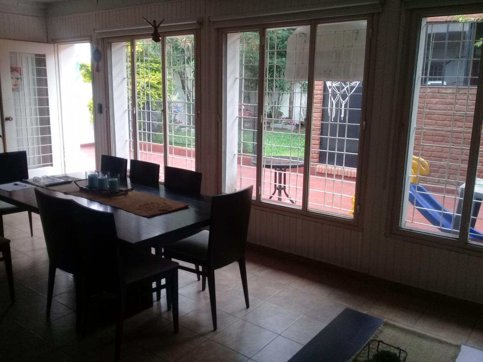 EXCELENTE PH DE 3 AMBIENTES CON FONDO Y QUINCHO,CON GARAGE CUBIERTO, — foto 8