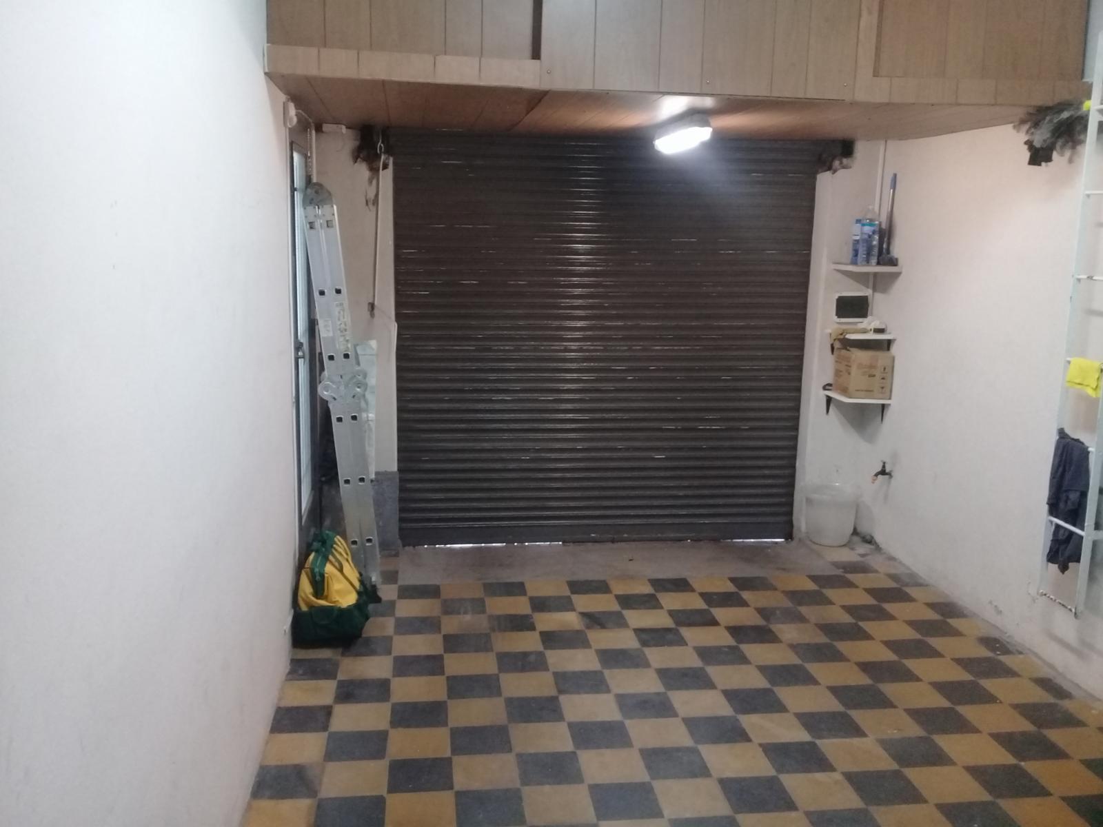 EXCELENTE PH DE 3 AMBIENTES CON FONDO Y QUINCHO,CON GARAGE CUBIERTO, — foto 11