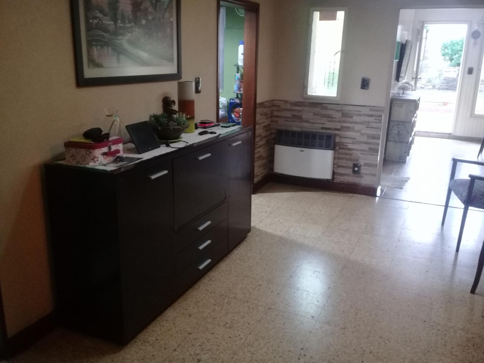 EXCELENTE PH DE 3 AMBIENTES CON FONDO Y QUINCHO,CON GARAGE CUBIERTO, — foto 14