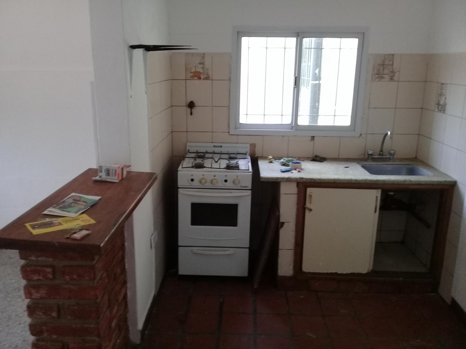 CASA 3 AMBIENTES CON ENTRADA DE AUTO MUY BUENA UBICACION — foto 14