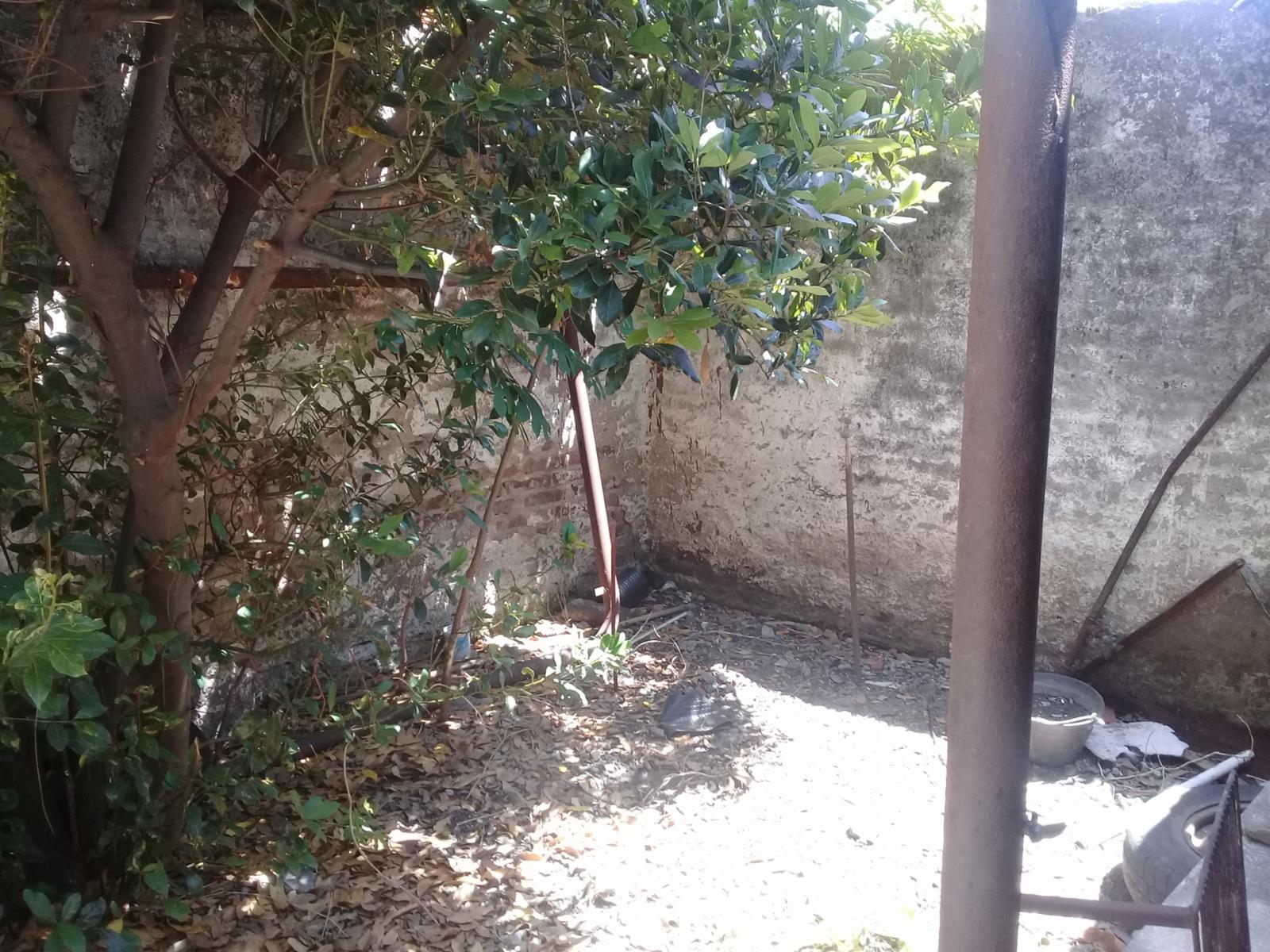 Galpon , local y amplia vivienda 4 amb sobre avenida marquez — foto 14