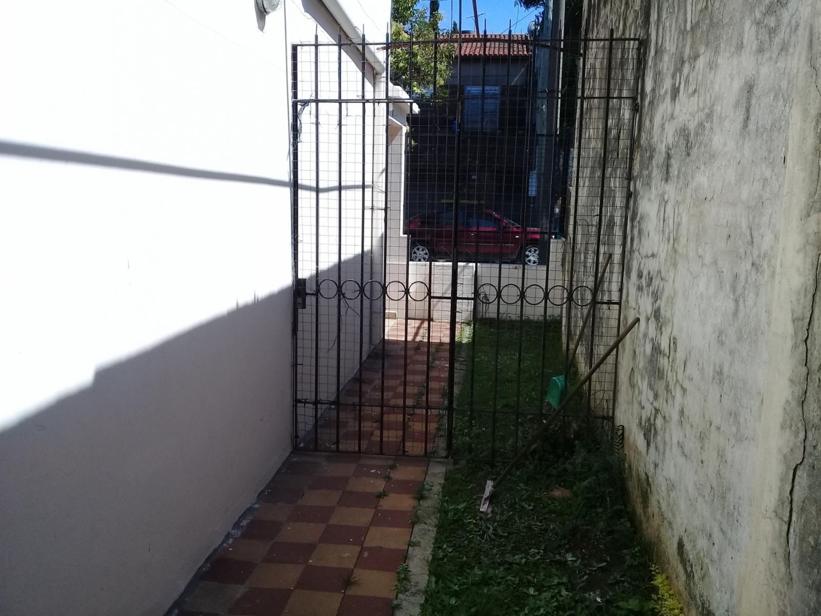 EXCELENTE CASA EN LOTE PROPIO A MTS DE AV. MARQUEZ Y CENTRO COMERCIAL. — foto 7