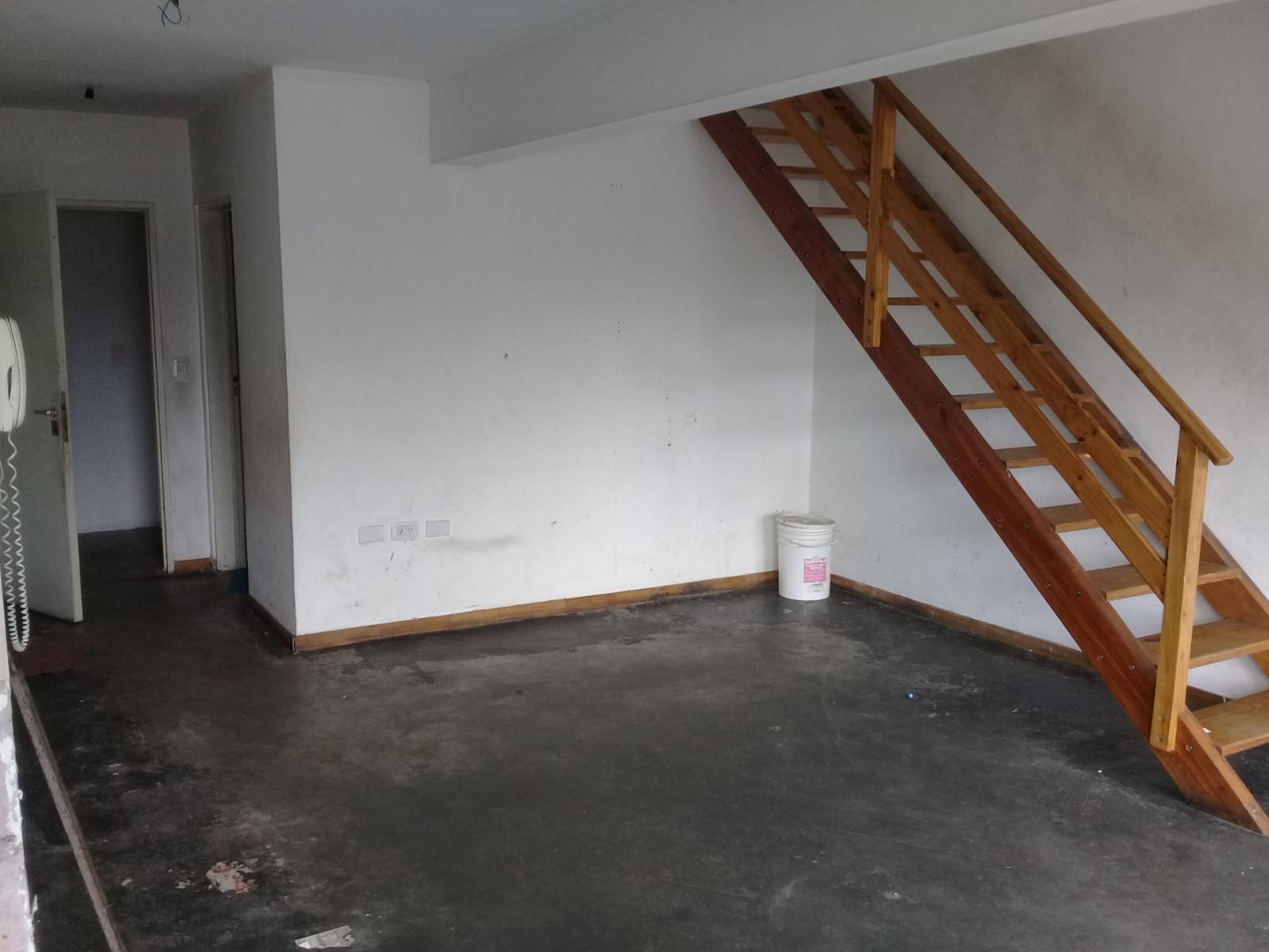 EXCELENTE DEPARTAMENTO DE 3 AMBIENTES AMPLIOS FRENTE A ESTACION. — foto 4