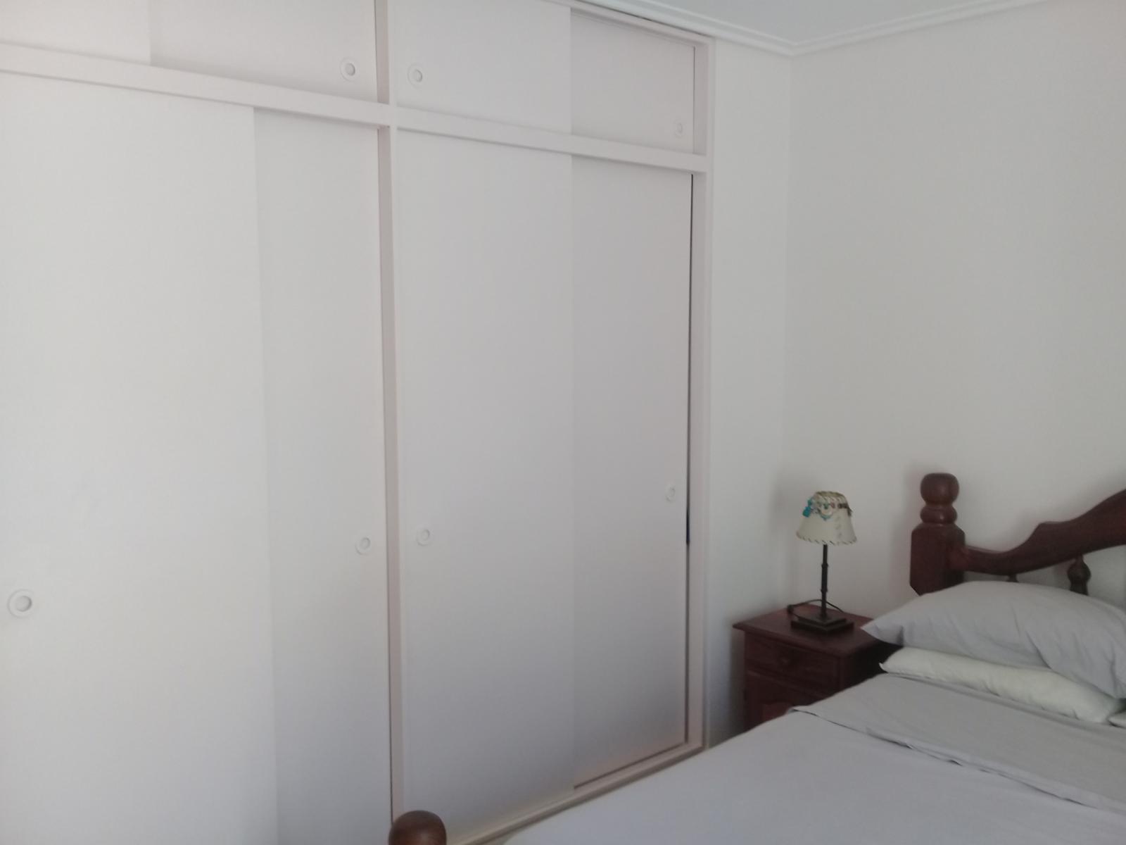 Excelente propiedad 5 amb en el barrio parque sur horeis con lote de 20 x 25 parque y pileta — foto 12