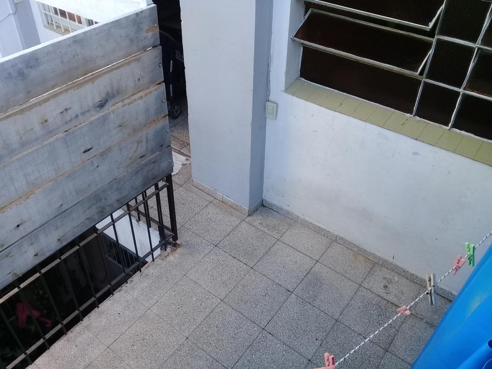 EXCELENTE DEPARTAMENTO DE 3 AMB. EN PLANTA ALTA PROX. AV. MARQUEZ — foto 4