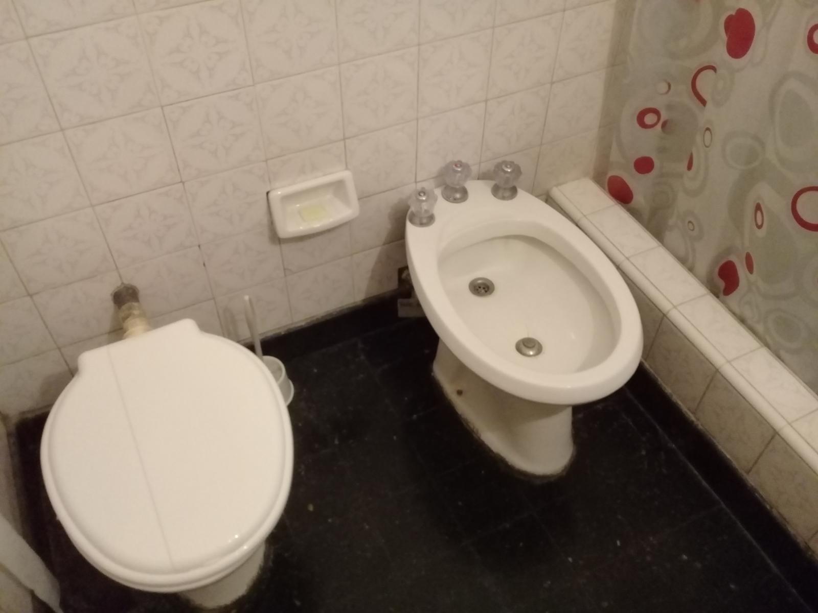 EXCELENTE DEPARTAMENTO DE 3 AMB. EN PLANTA ALTA PROX. AV. MARQUEZ — foto 12