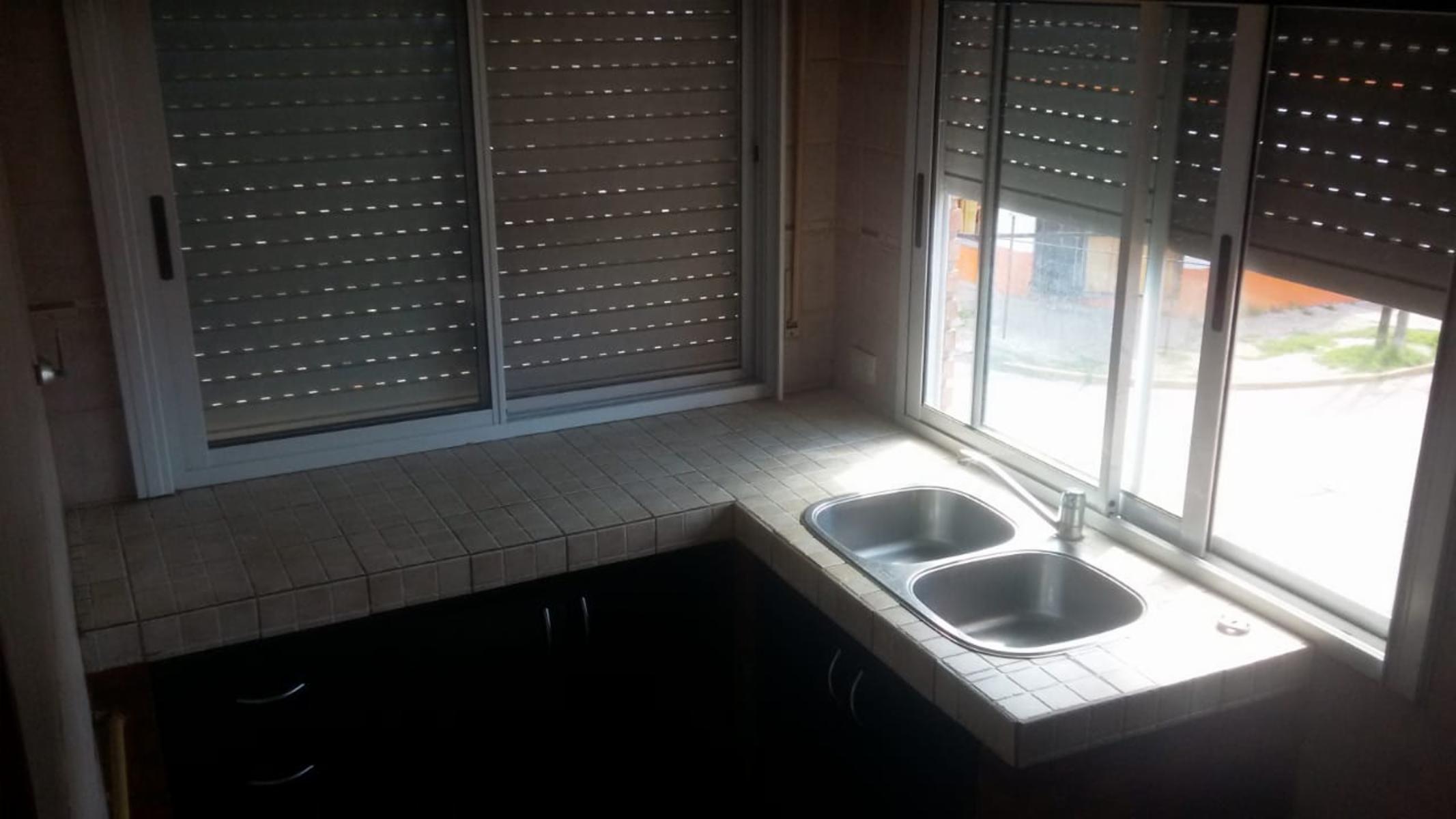 EXCELENTE DEPARTAMENTO 2 AMBIENTES - 2