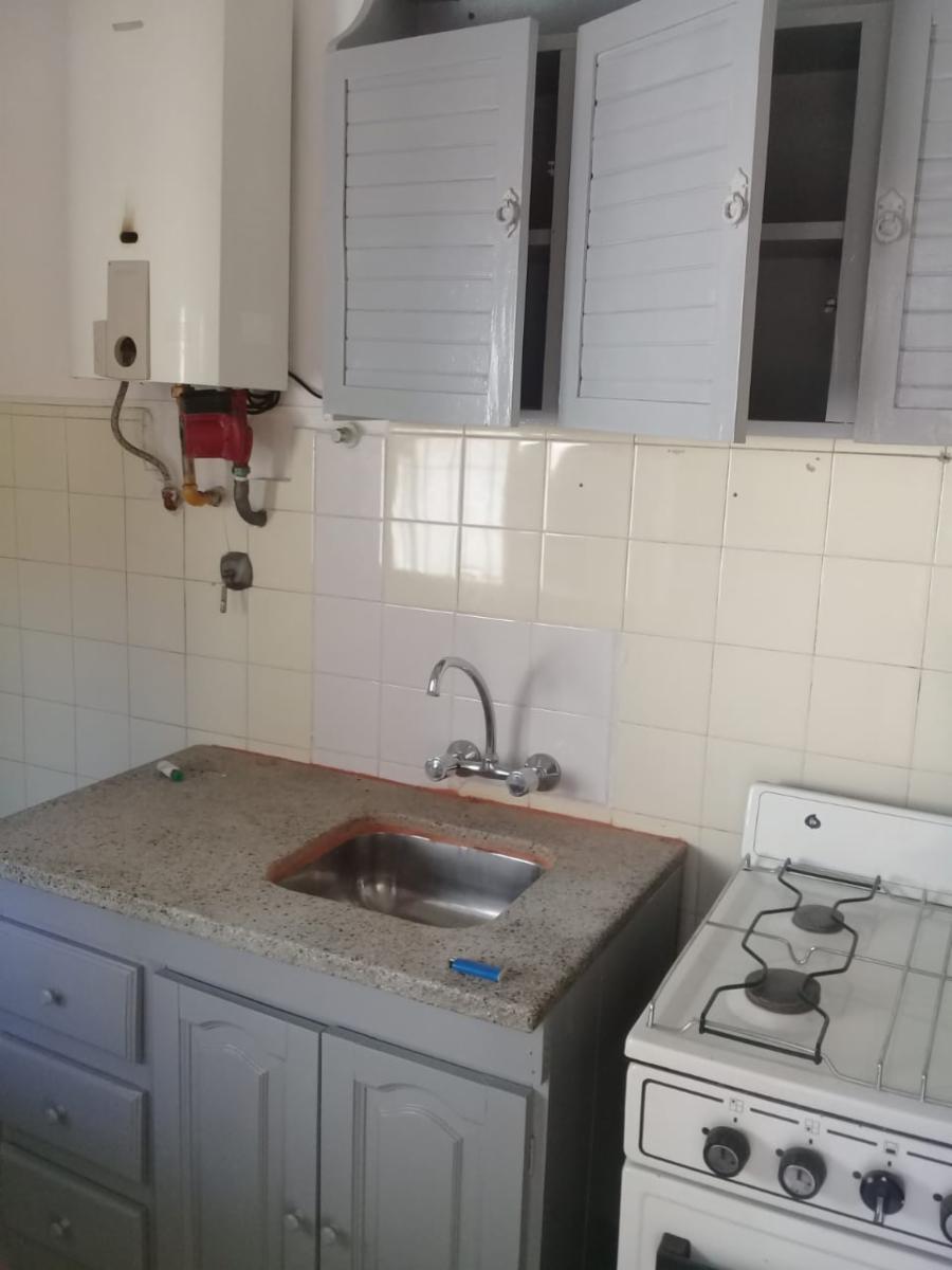 Departamento 2 amb fondo a 300 mts de la estación jose león suarez — foto 4