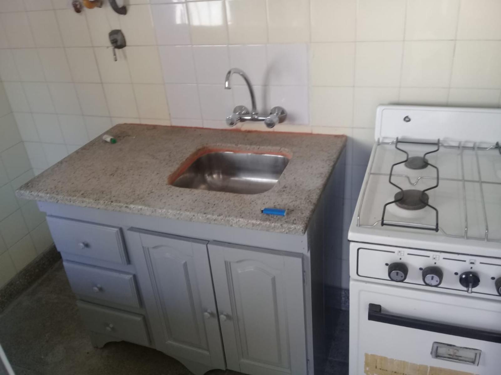 Departamento 2 amb fondo a 300 mts de la estación jose león suarez — foto 5