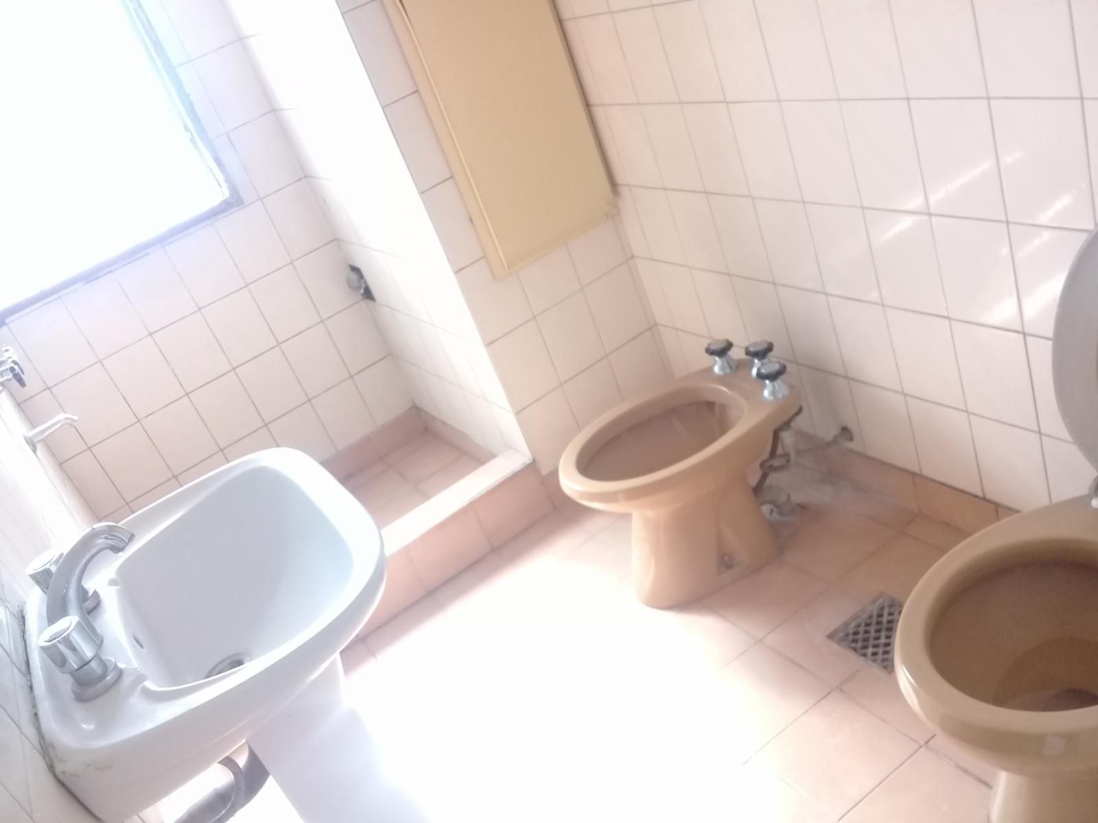 Departamento 2 amb en el 2 piso por escalera en zona centro de jose león suarez APTO CREDITO BANCARIO — foto 4