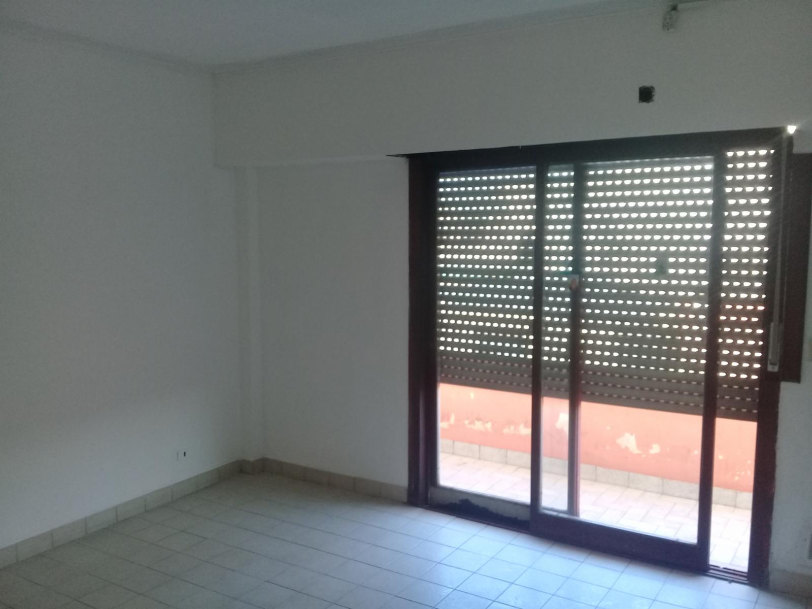 Departamento 2 amb en el 2 piso por escalera en zona centro de jose león suarez APTO CREDITO BANCARIO — foto 7