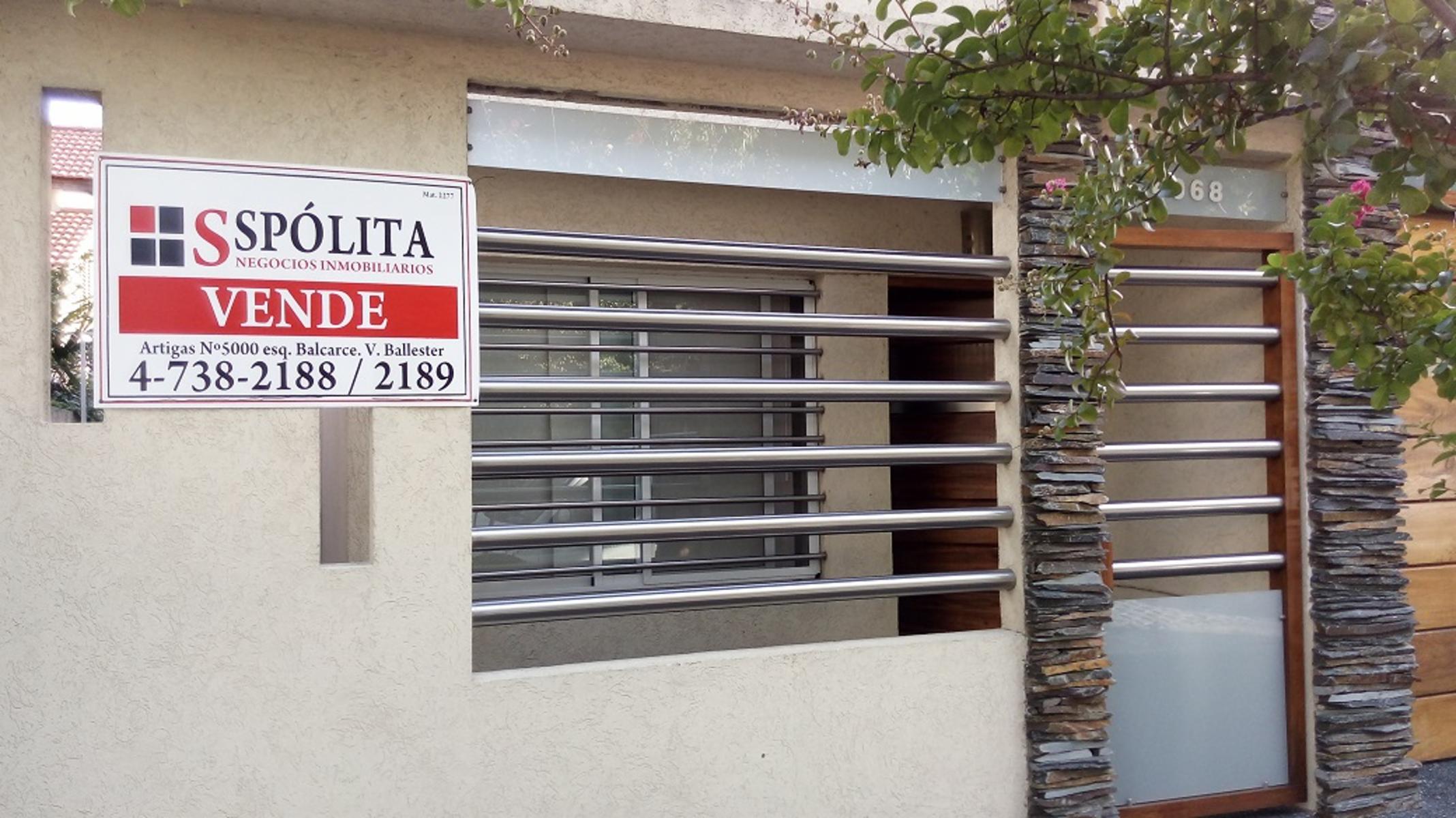 MALAVERT. CASA 4 AMBIENTES, 3 DORMITORIOS, COCINA-COMEDOR, LIVING, 2 BAÑOS, GARAGE, FONDO LIBRE, PILETA DE NATACIÓN Y QUINCHO — foto 4