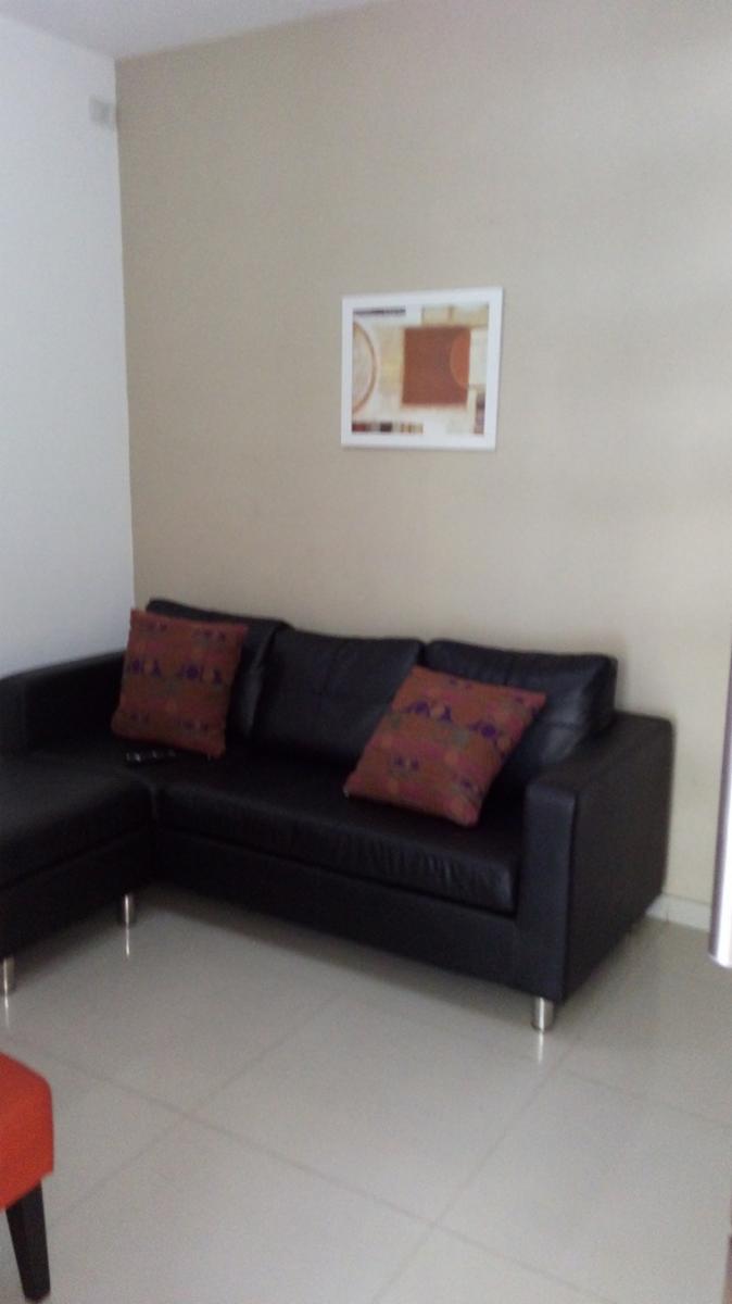 MALAVERT. CASA 4 AMBIENTES, 3 DORMITORIOS, COCINA-COMEDOR, LIVING, 2 BAÑOS, GARAGE, FONDO LIBRE, PILETA DE NATACIÓN Y QUINCHO — foto 7