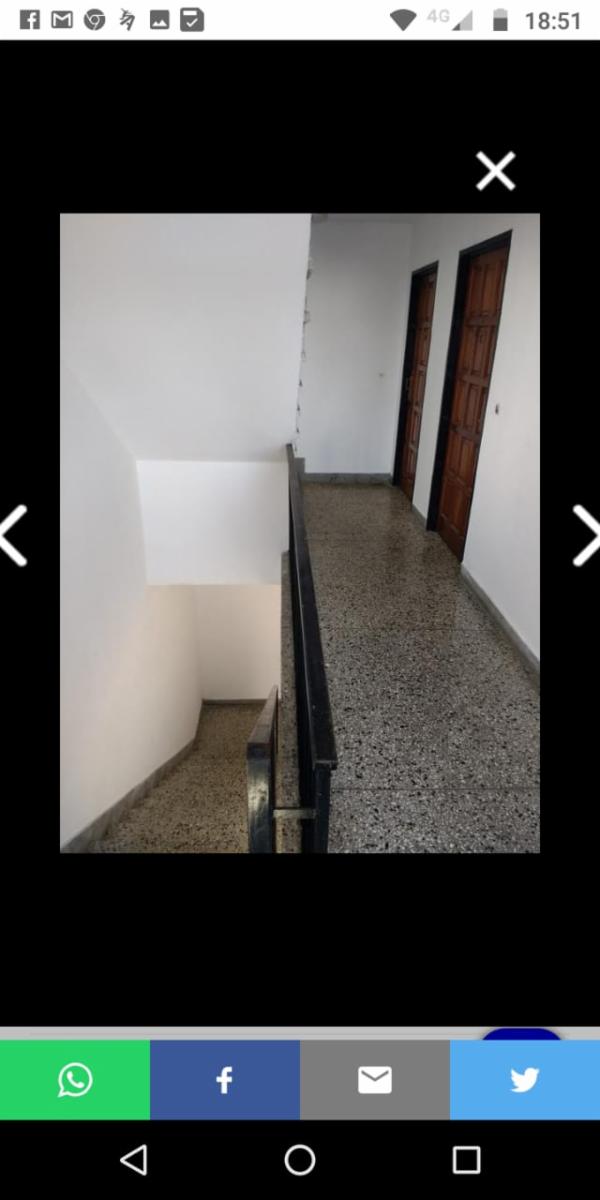 EXCELENTES DEPARTAMENTOS DE 3 AMBIENTES SOBRE AVENIDA.