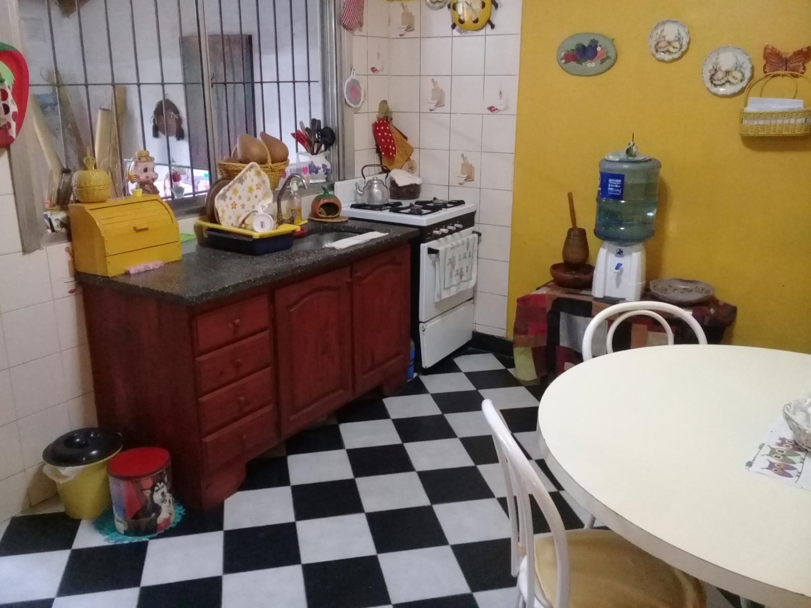 EXCELENTE PH FONDO DE 3 AMBIENTES CON PATIO Y FONDO — foto 8