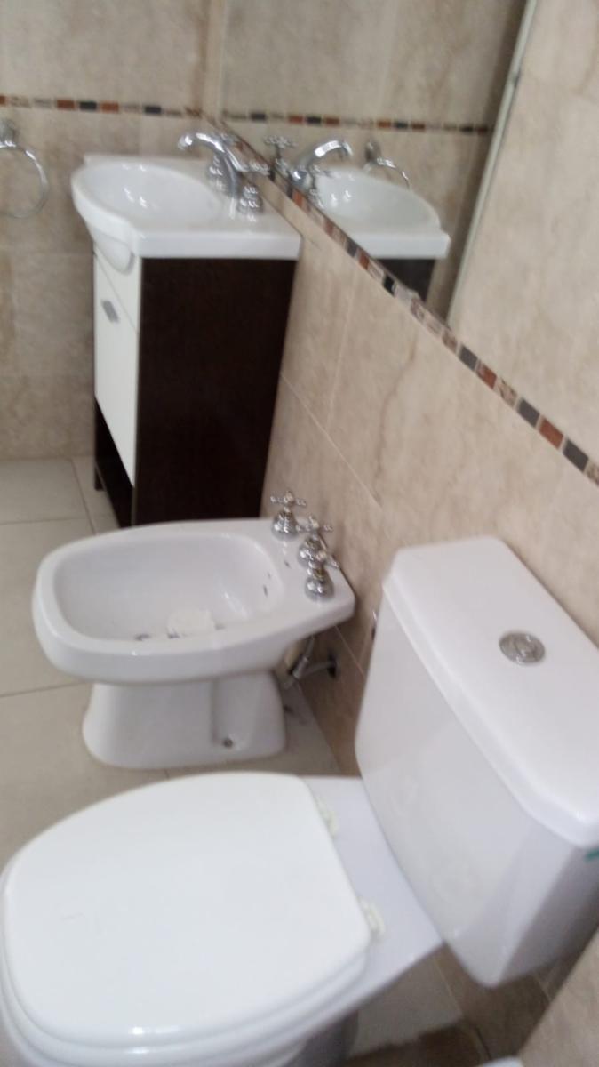 V.Ballester. Dpto 2 ambientes, dormitorio, cocina-comedor, baño, balcón, lavadero. A estrenar, excelente construcción y calidad. Alt Brown al 3600 — foto 4