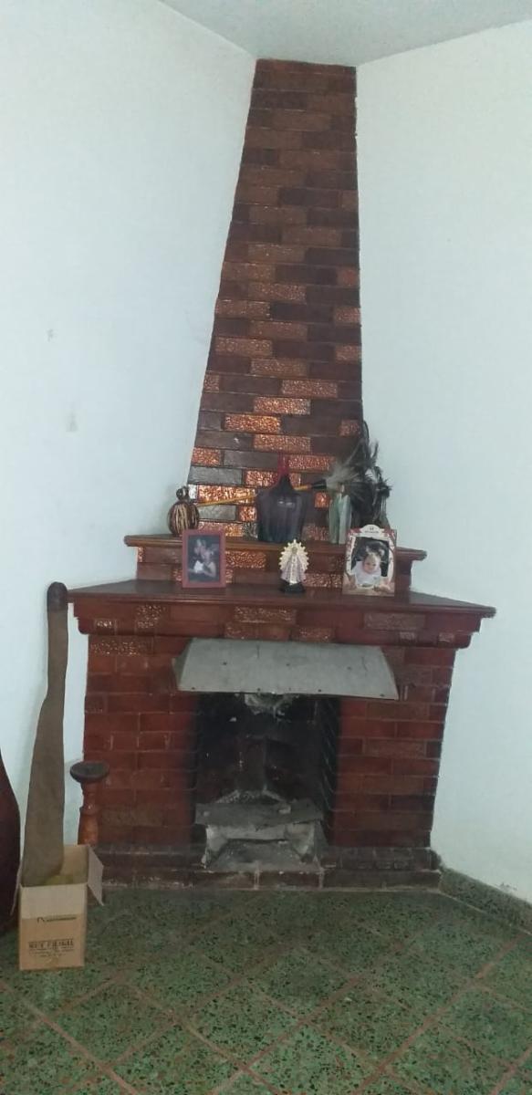 MUY BUENA CASA 4 AMB. EN ESQUINA, COCHERA, JARDIN, PATIO, GALERIA, GALPON, TERRAZA, EXCELENTE ESTADO Y UBICACION — foto 7