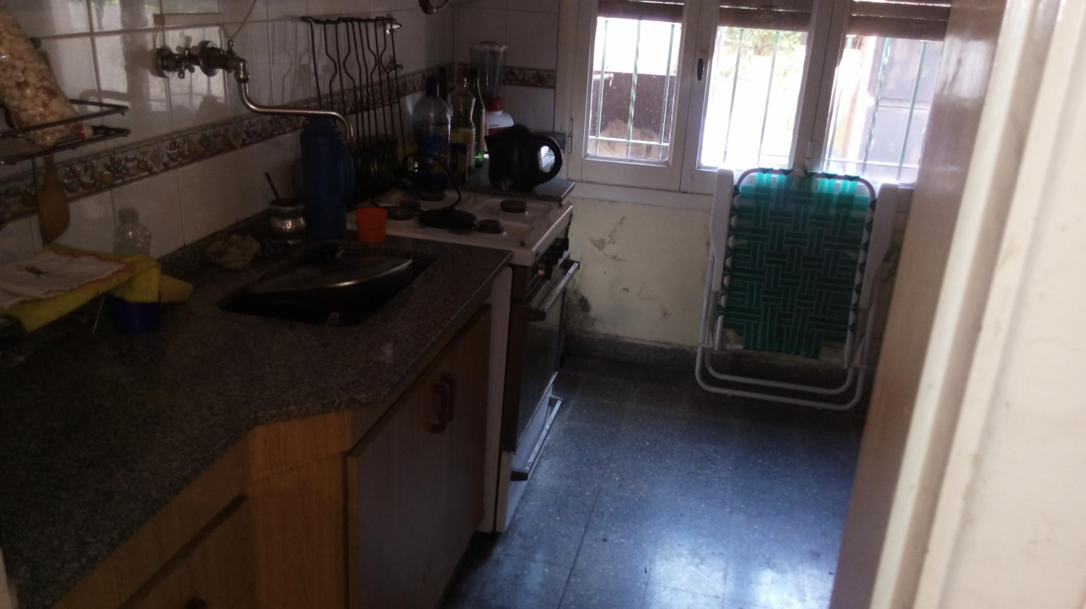 Casa 3 ambientes. 2 dormitorios, cocina-comedor, baño, patio, lavadero, fondo libre — foto 10