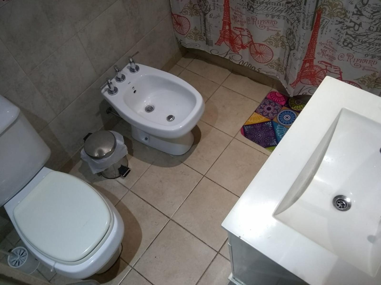 P-H EN DOS PLANTAS EN ESQUINA DE 3 AMBIENTES Y ENTRADA DE AUTO — foto 8