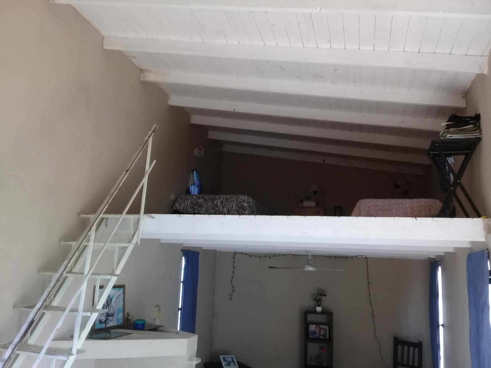 EXCELENTE CASA EN 2 PLANTAS — foto 3