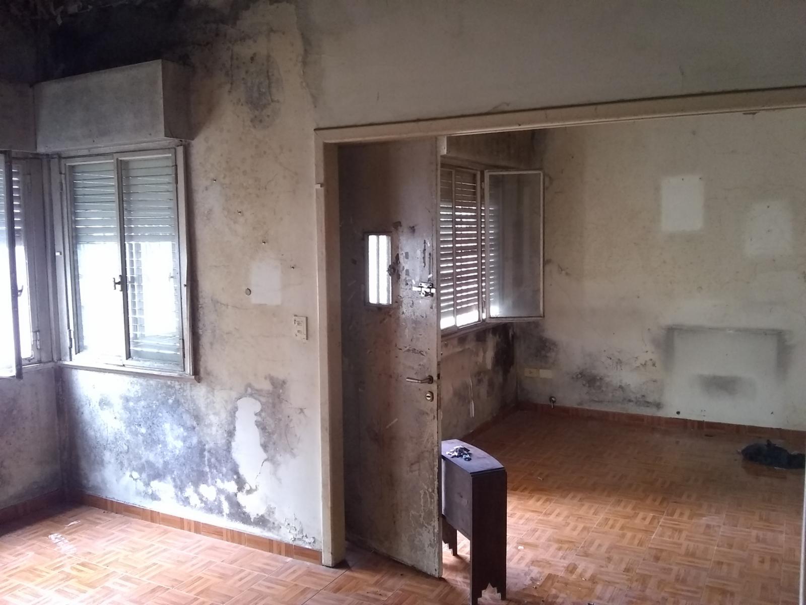 Propiedad de 3 amb en lote propio en el centro comercial de villa ballester - 16