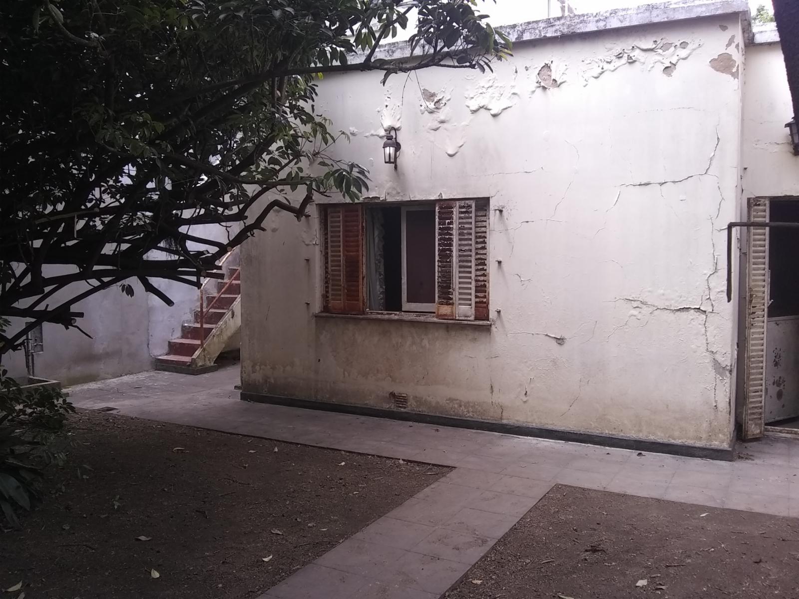 Propiedad de 3 amb en lote propio en el centro comercial de villa ballester - 34