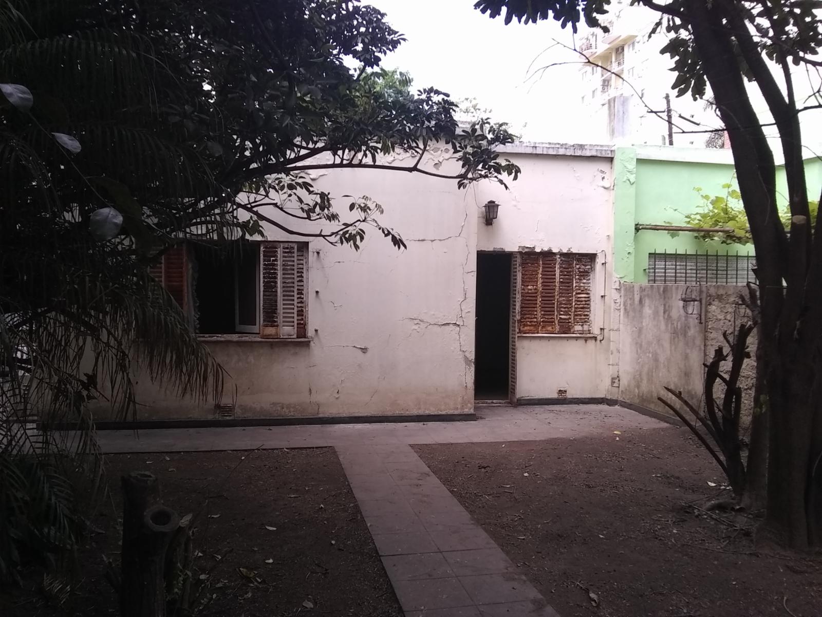 Propiedad de 3 amb en lote propio en el centro comercial de villa ballester - 35