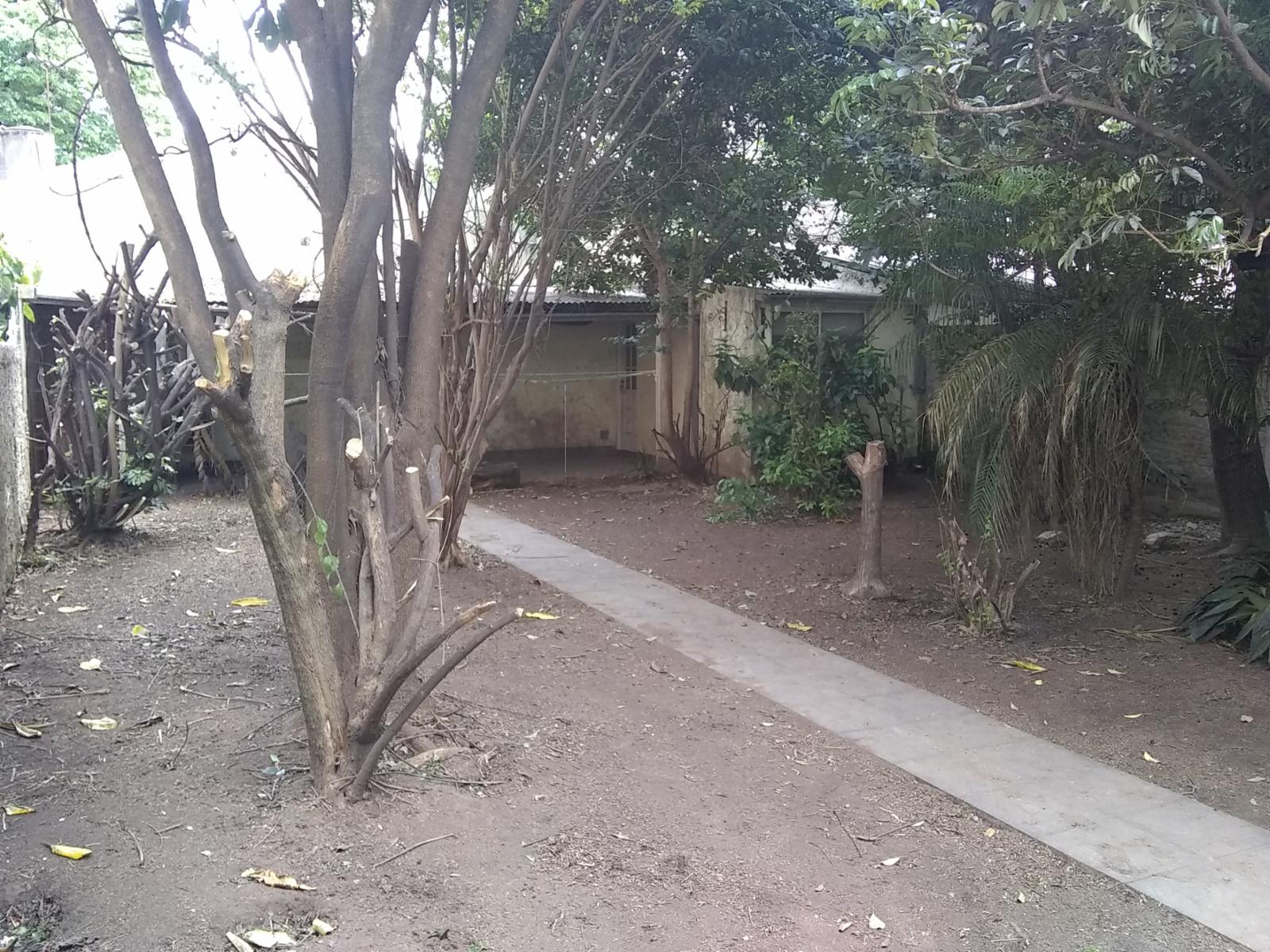 Propiedad de 3 amb en lote propio en el centro comercial de villa ballester - 39