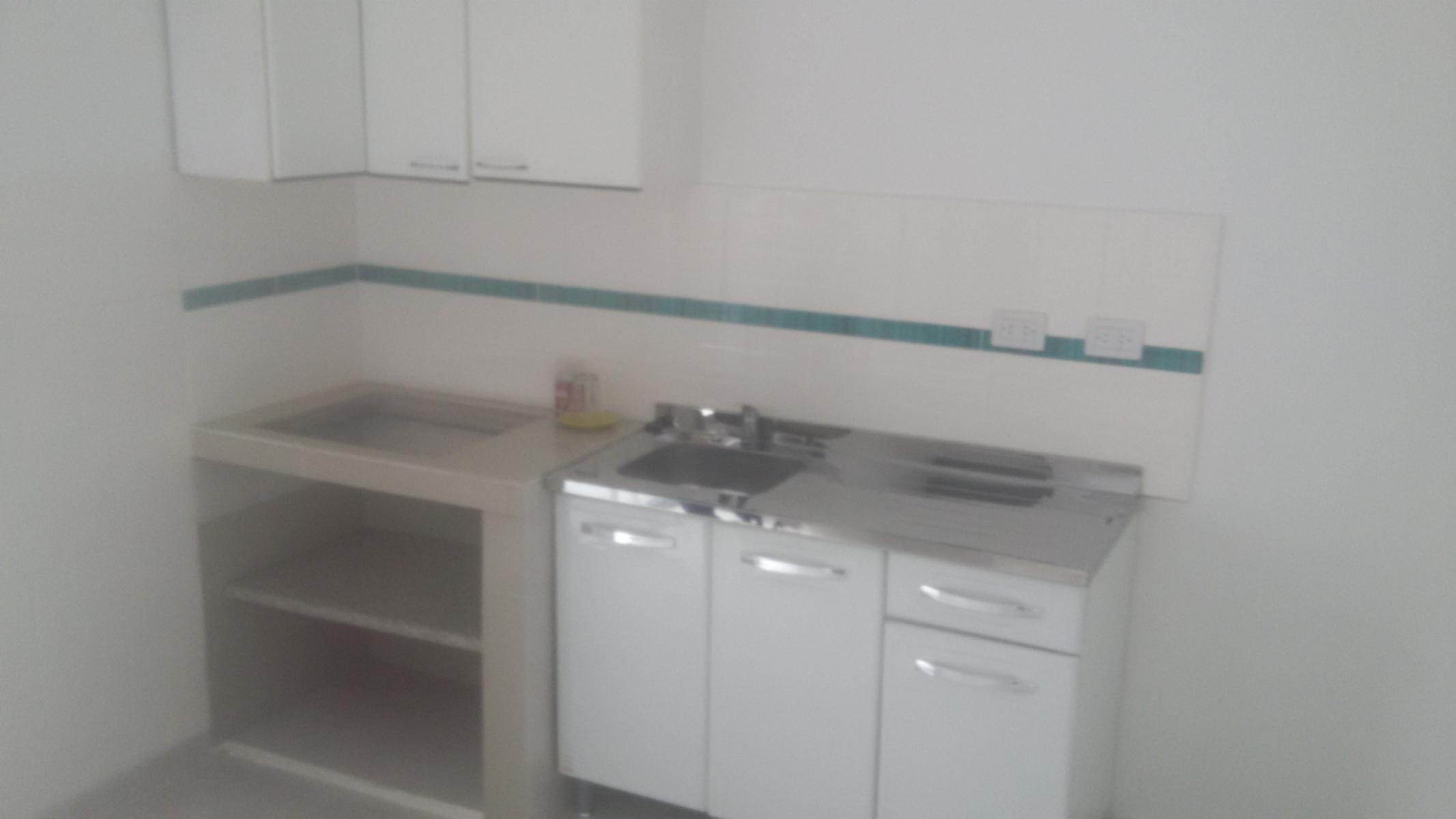 EXCELENTE P-H MEDIO DE TRES AMBIENTES REFACCIONADO A NUEVO - 6