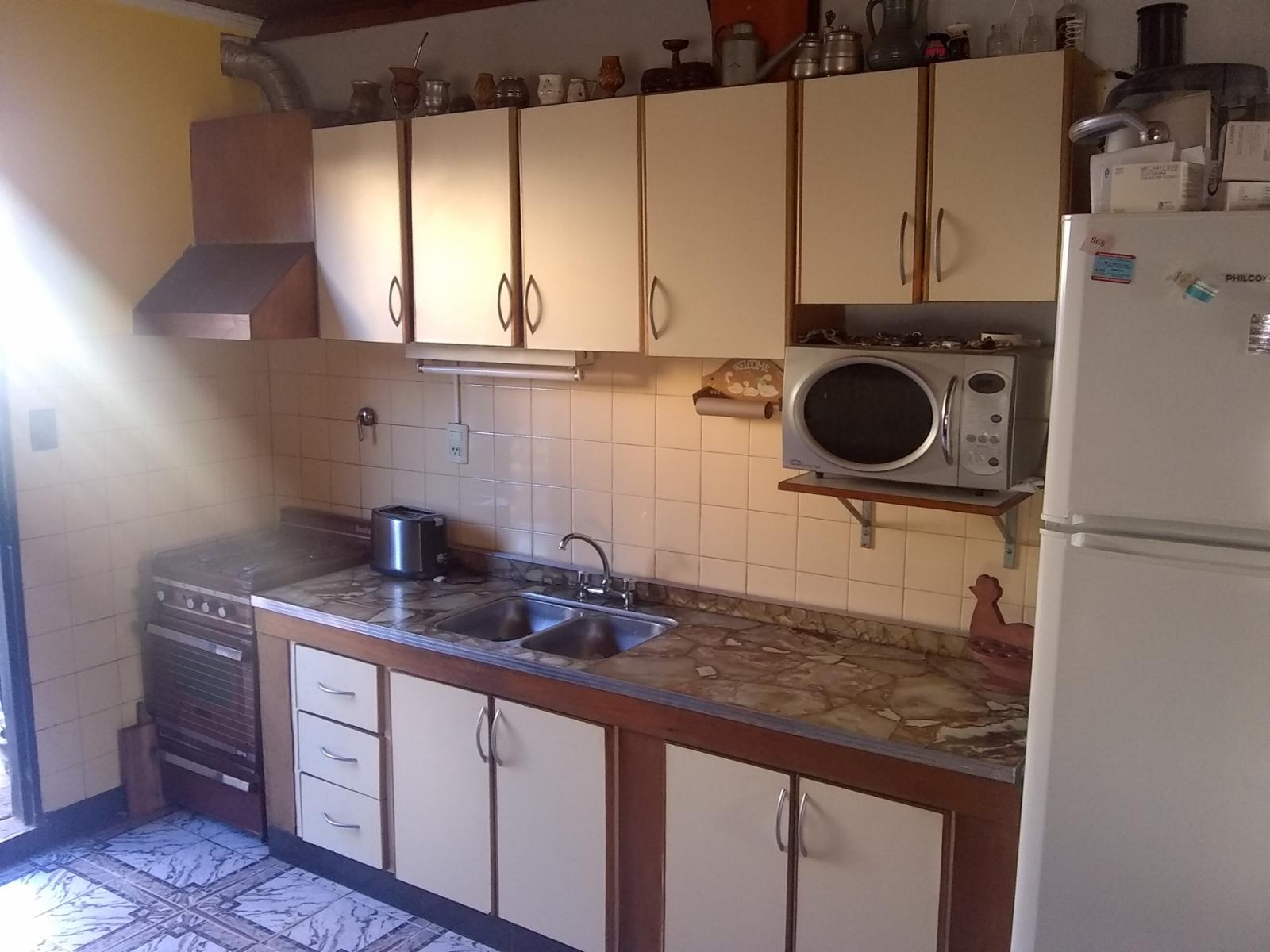 PROPIEDAD MULTIFAMILIAR EN 2 PLANTAS Y CASA LATERAL. — foto 15