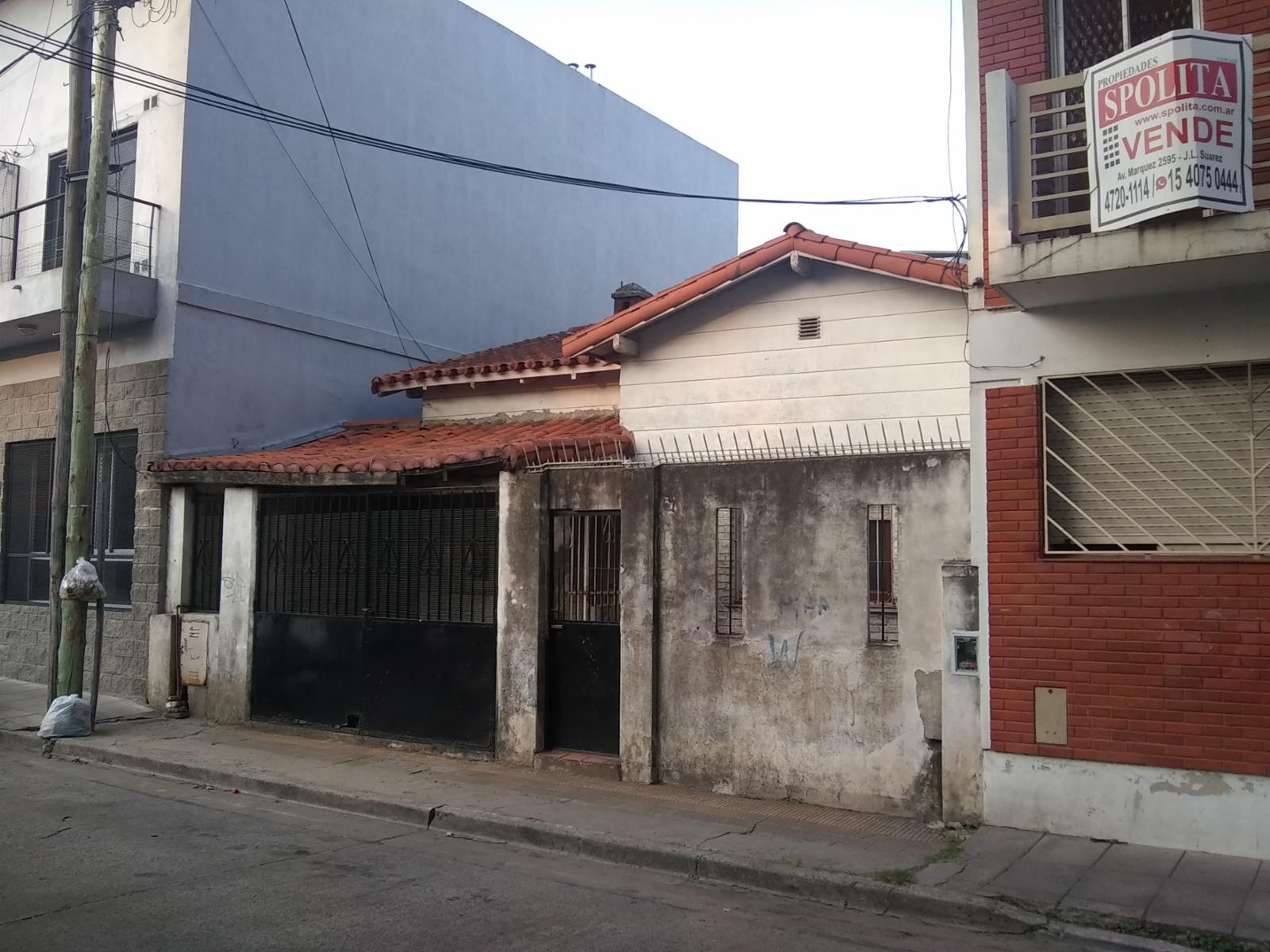 Propiedad en lote propio en excelente ubicación a mts de la estación Jose León Suarez — foto 2