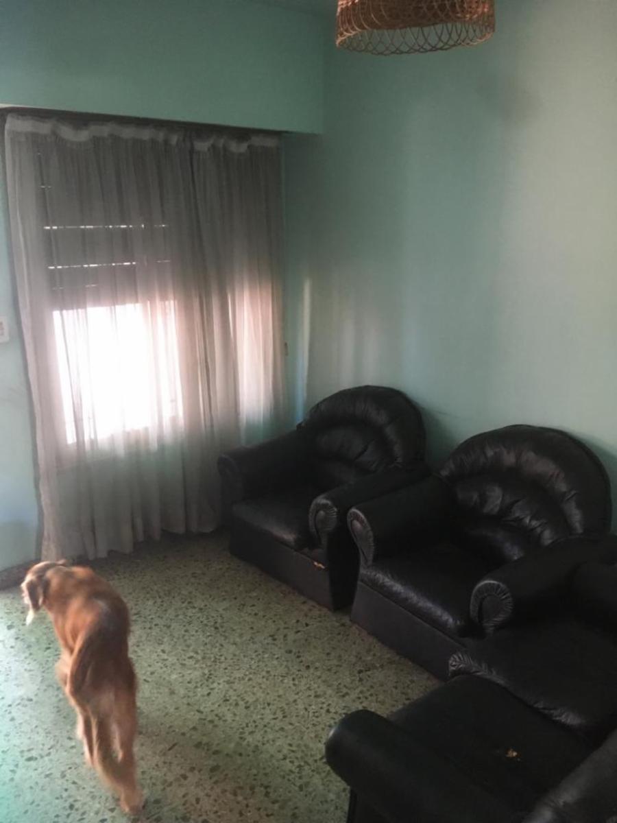 V.ADELINA. C.ARGERICH Y AV. DE MAYO. CASA 3 AMBIENTES, 2 DORMITORIOS , COCINA-COMEDOR, BAÑO, FONDO LIBRE Y COCHERA — foto 3