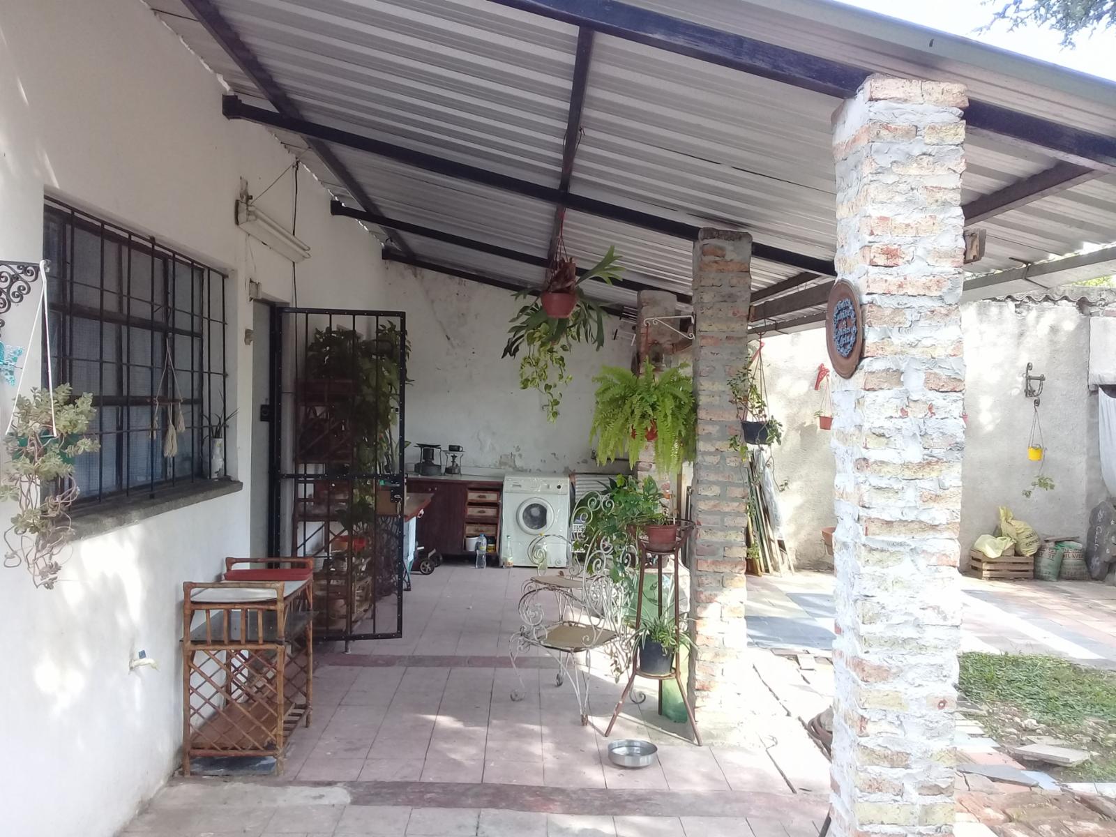 EXCELENTE CASA AMERICANA CON FONDO PARQUIZADO — foto 15