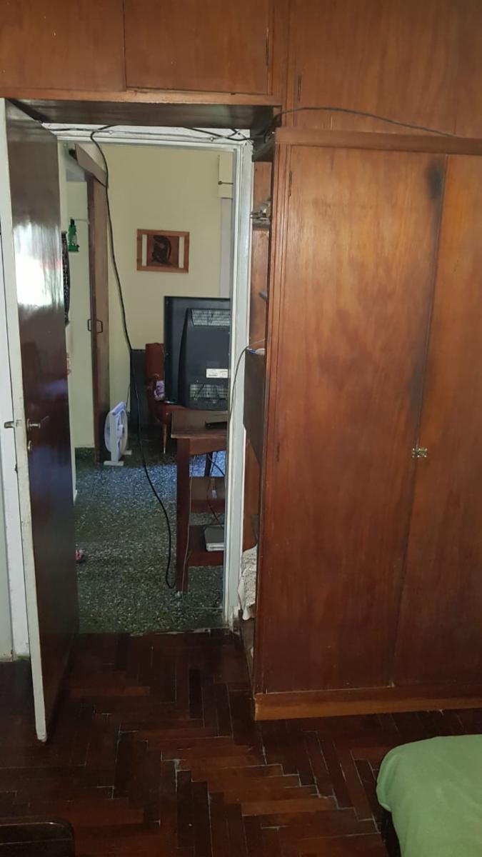 CASA AMERICANA DE 3 AMBIENTES A UNA CUADRA DE AV.MARQUEZ. — foto 7