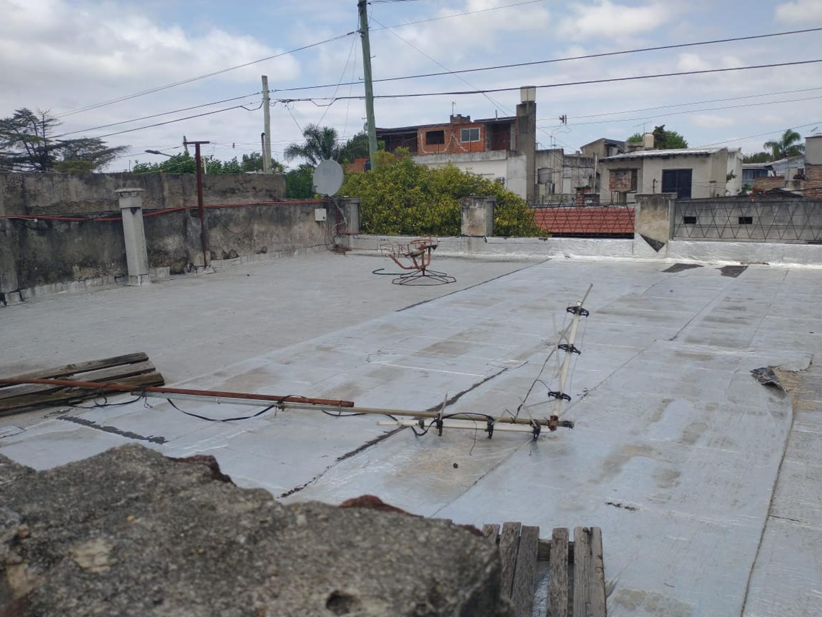 Propiedad al frente 3 amb a mts de Avenida marquez — foto 5
