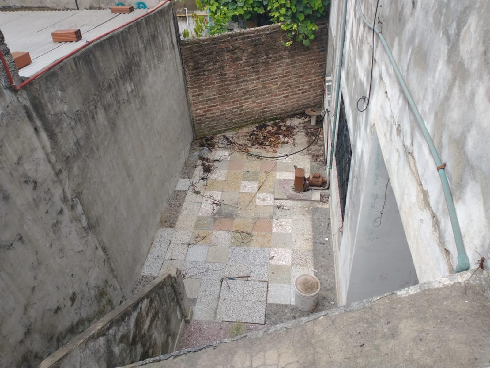 Propiedad al frente 3 amb a mts de Avenida marquez — foto 12