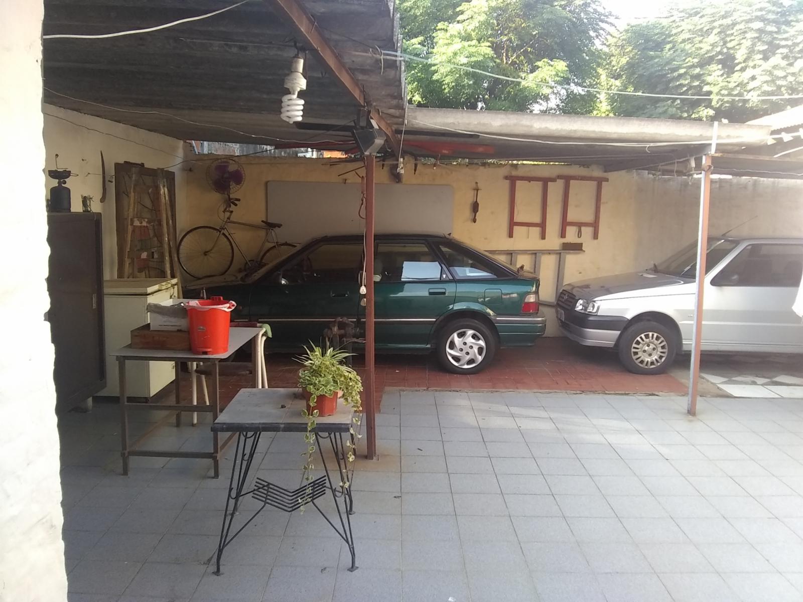 Excelente propiedad en lote propio 3 amb con fondo libre y entrada de auto pasante, muy buen estado general.Barrio parque Sur Horeis — foto 6
