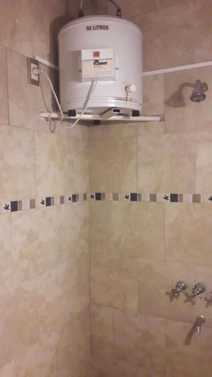 EXCELENTE PH TIPO CASA AL FRENTE, DE 3 AMBIENTES, EXCELENTE ESTADO, PRÓXIMO AVENIDA. — foto 2
