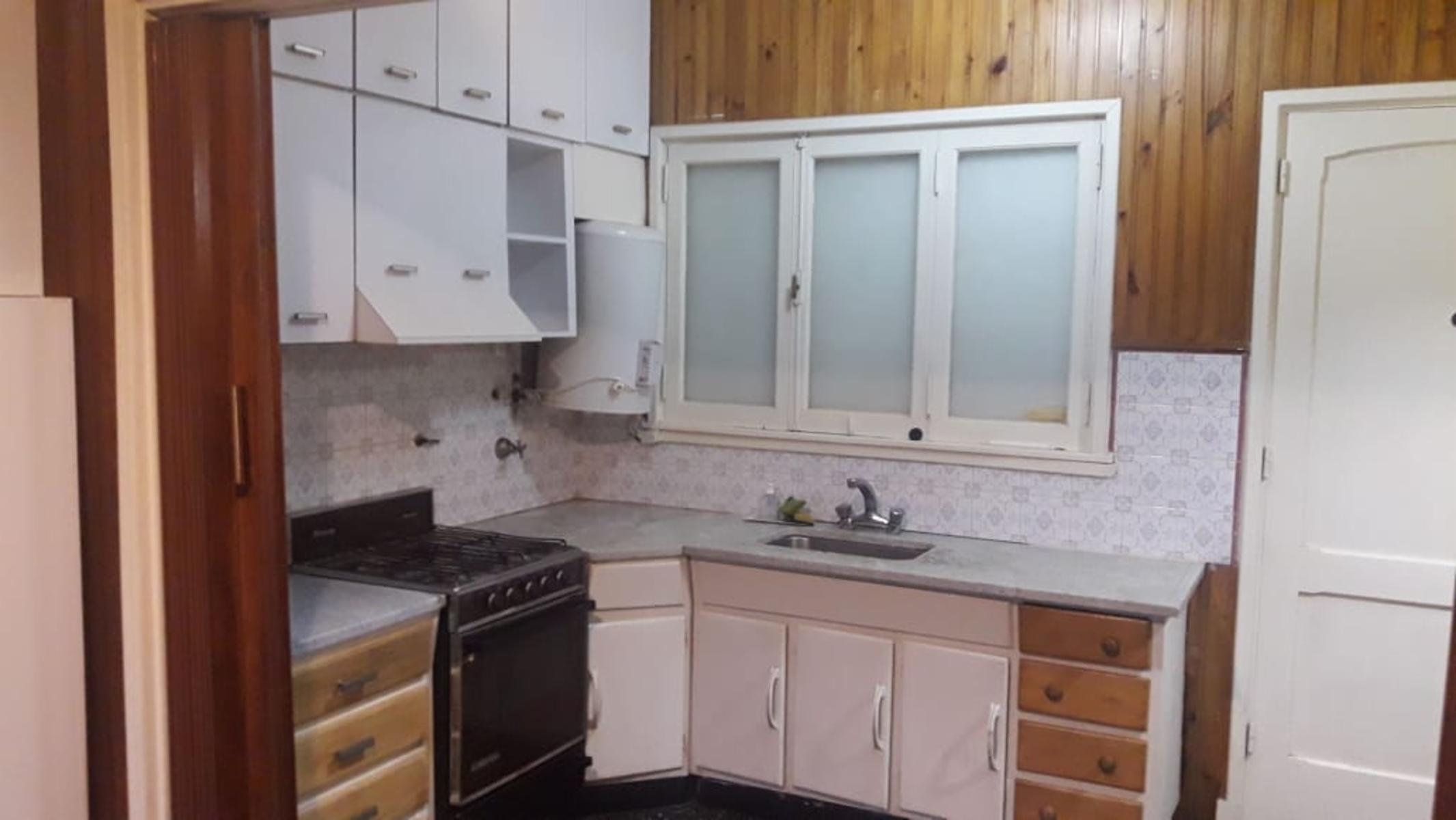 EXCELENTE PH TIPO CASA AL FRENTE, DE 3 AMBIENTES, EXCELENTE ESTADO, PRÓXIMO AVENIDA. — foto 3