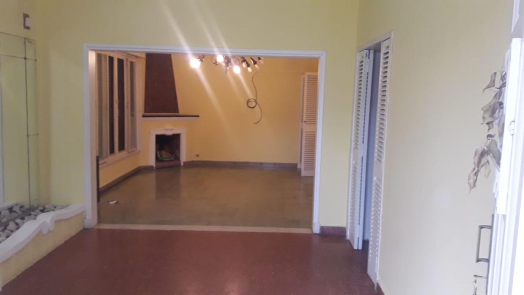 EXCELENTE PH TIPO CASA AL FRENTE, DE 3 AMBIENTES, EXCELENTE ESTADO, PRÓXIMO AVENIDA. — foto 6