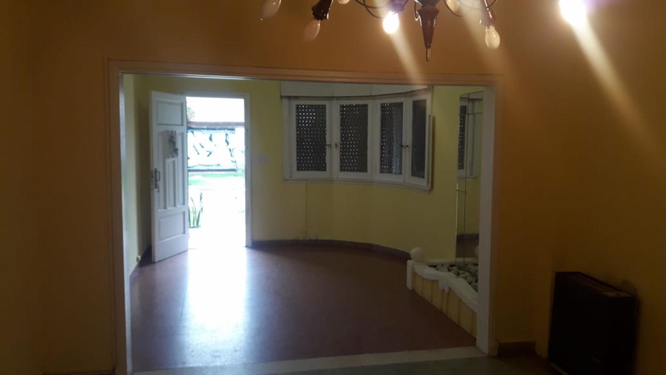 EXCELENTE PH TIPO CASA AL FRENTE, DE 3 AMBIENTES, EXCELENTE ESTADO, PRÓXIMO AVENIDA. — foto 9