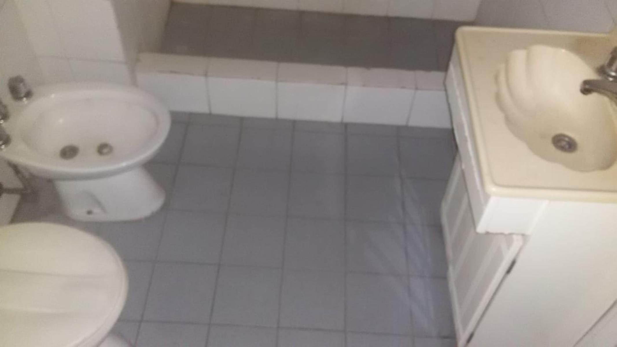 EXCELENTE DEPARTAMENTO 3 AMB. EN TERCER PISO AL FRENTE — foto 4