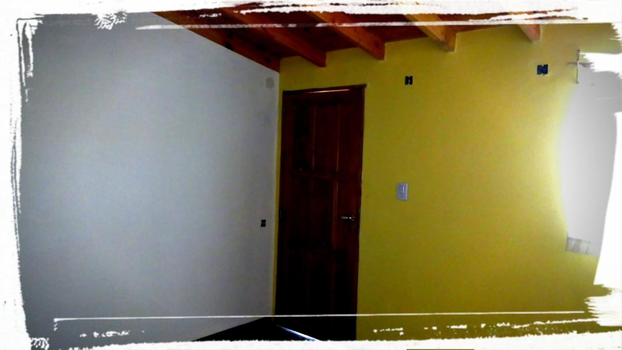 EXCELENTE DUPLEX EN PLANTA BAJA CON COCINA COMEDOR INCLUYENDO ARTEFACTO COCINA, TERMOTANQUE, BAÑO, HABITACIÓN, PATIO TRASERO PRIVADO, PATIO DE FRENTE COMPARTIDO Y HABITACIÓN MATRIMONIAL EN PLANTA ALTA — foto 5
